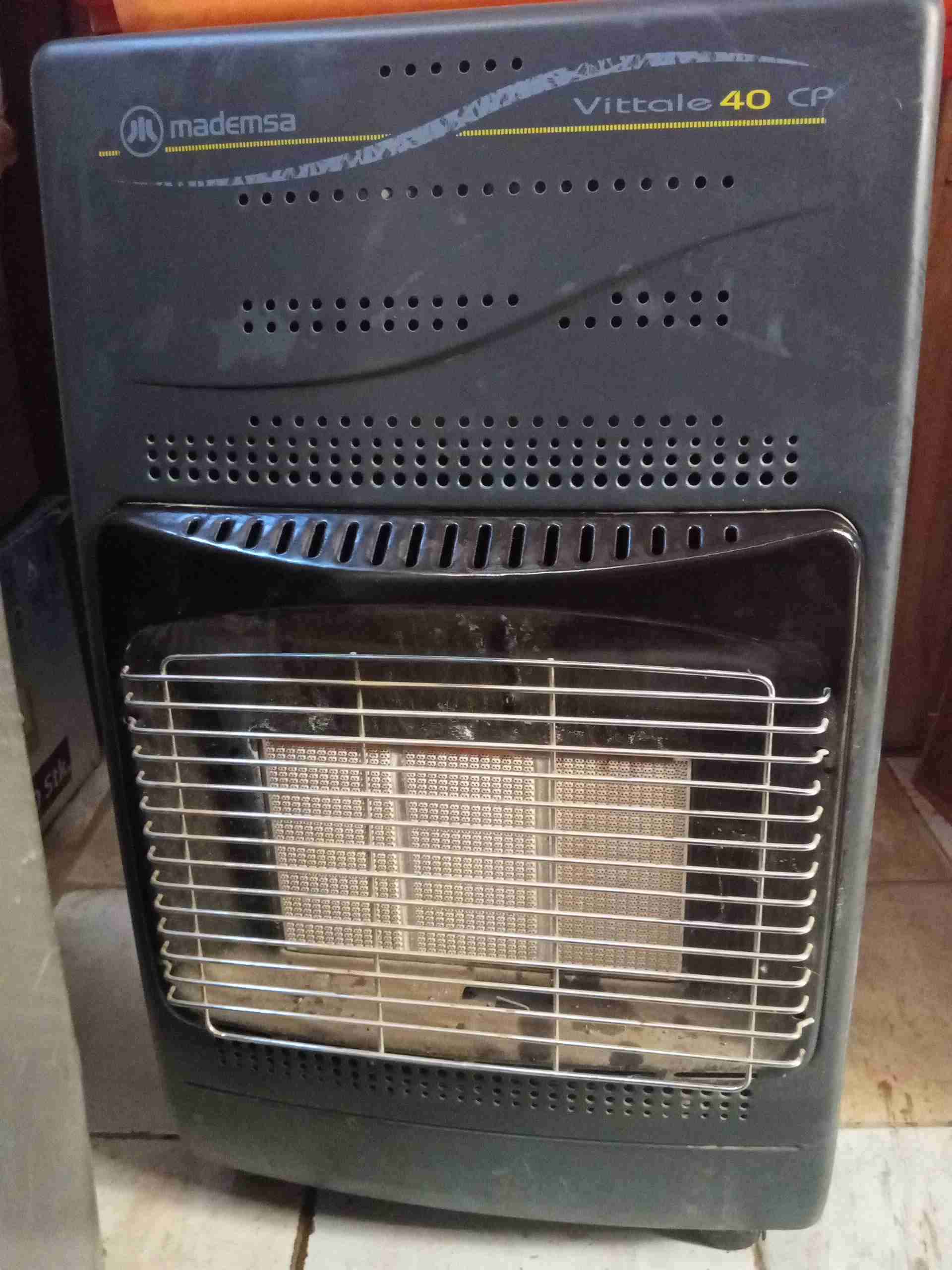 Estufa Mademsa Vitale 40 CP - miniatura 1