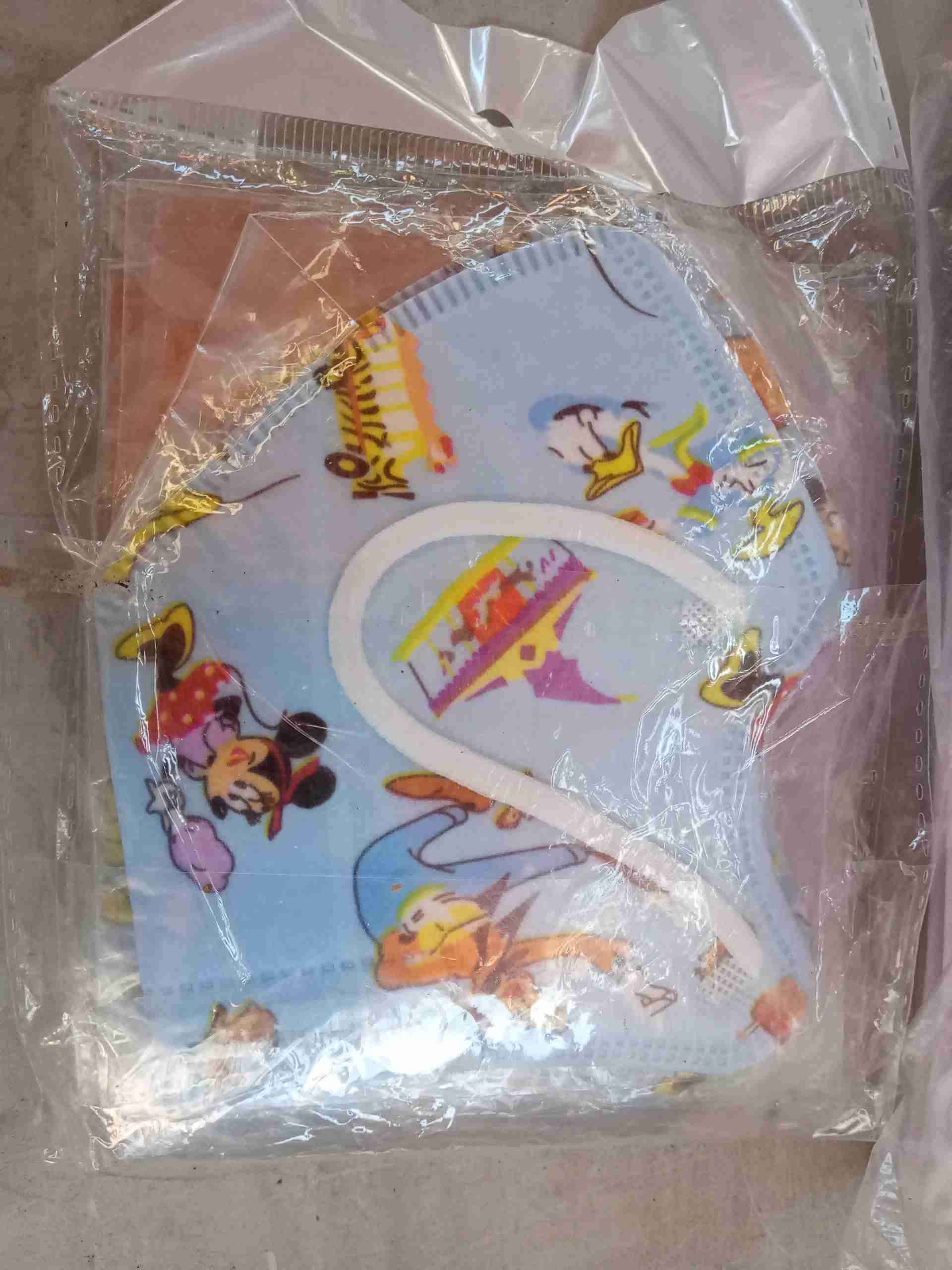 Mascarilla infantil de dibujos - miniatura 1