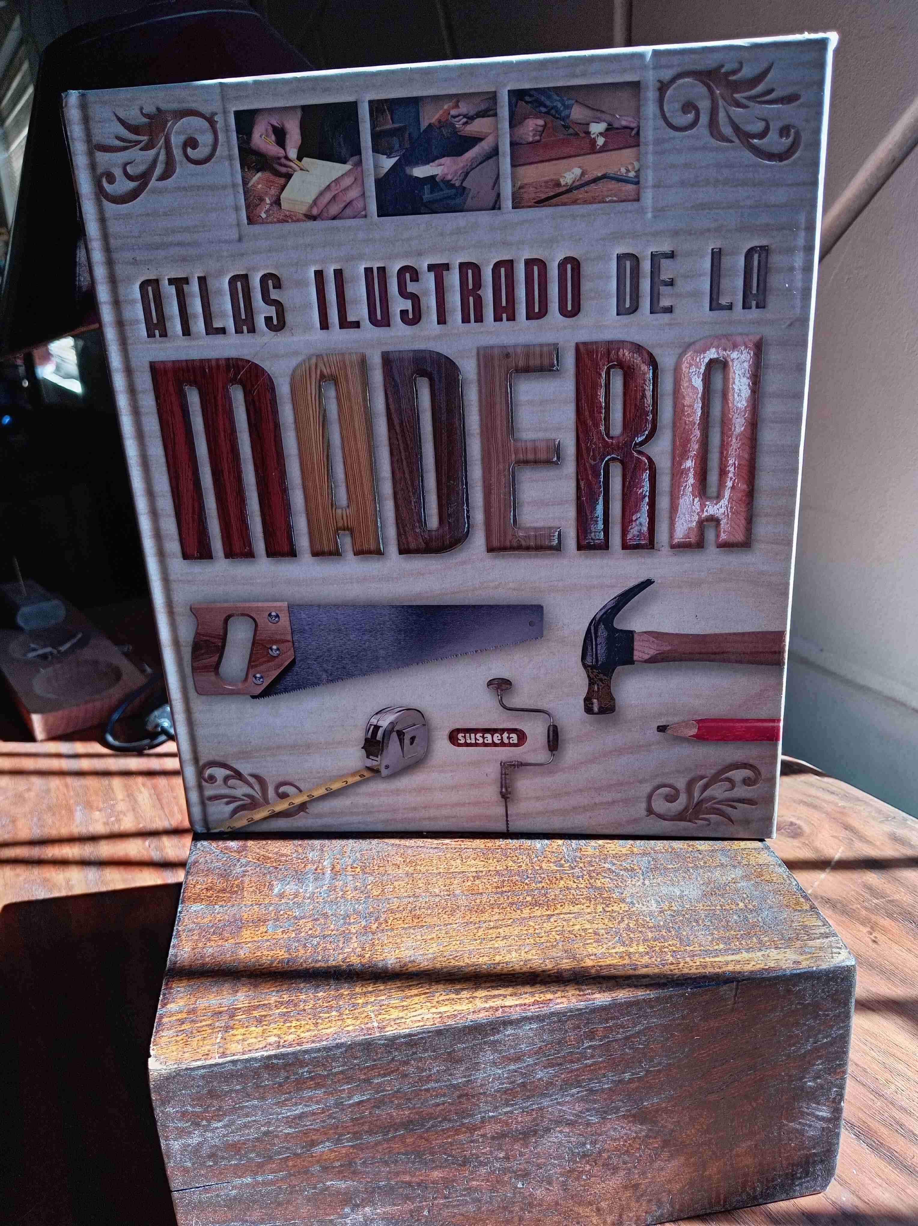 Atlas ilustrado de la madera. - miniatura 1