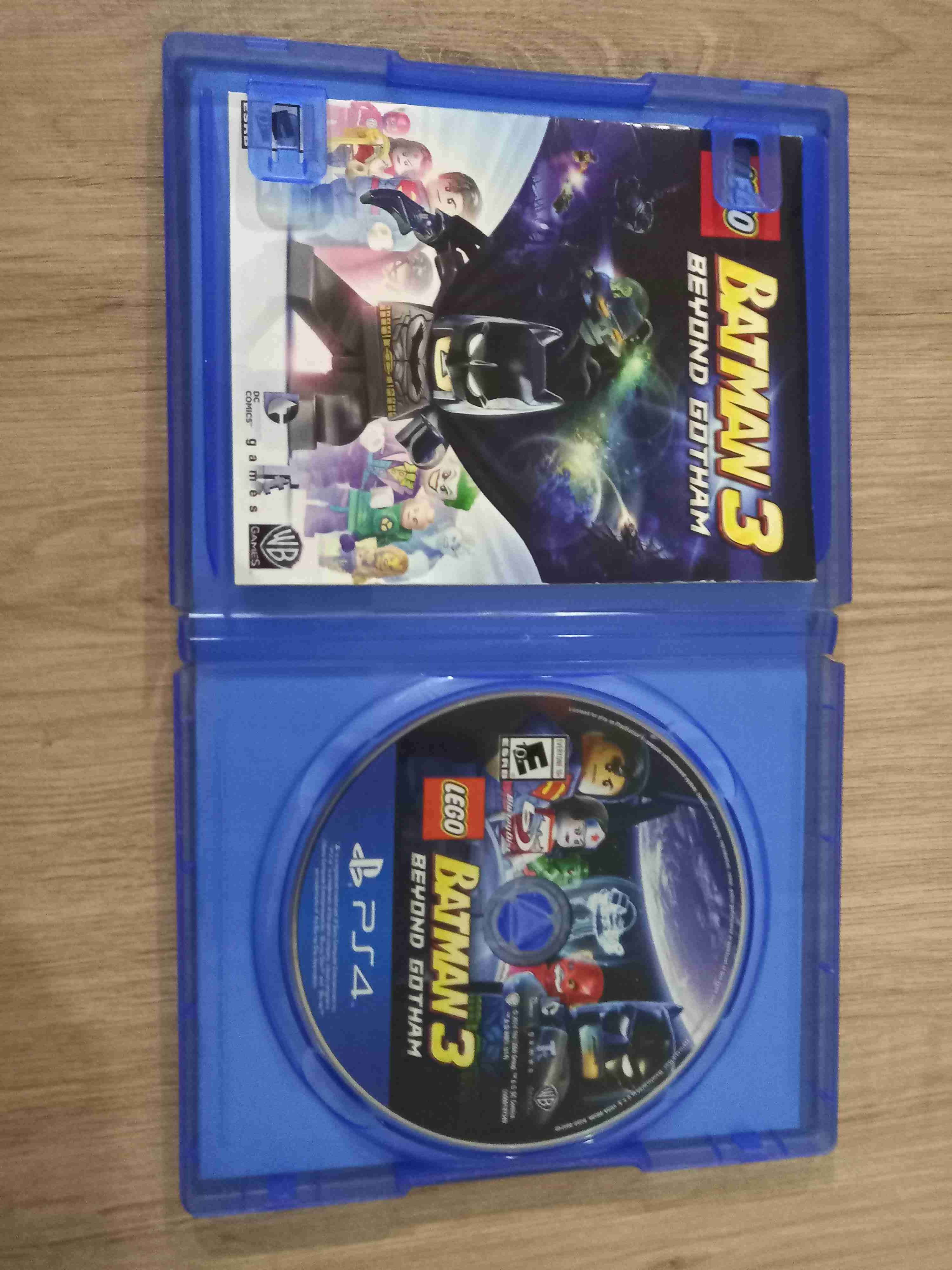Juego PS4 LEGO Batman 3 - miniatura 2