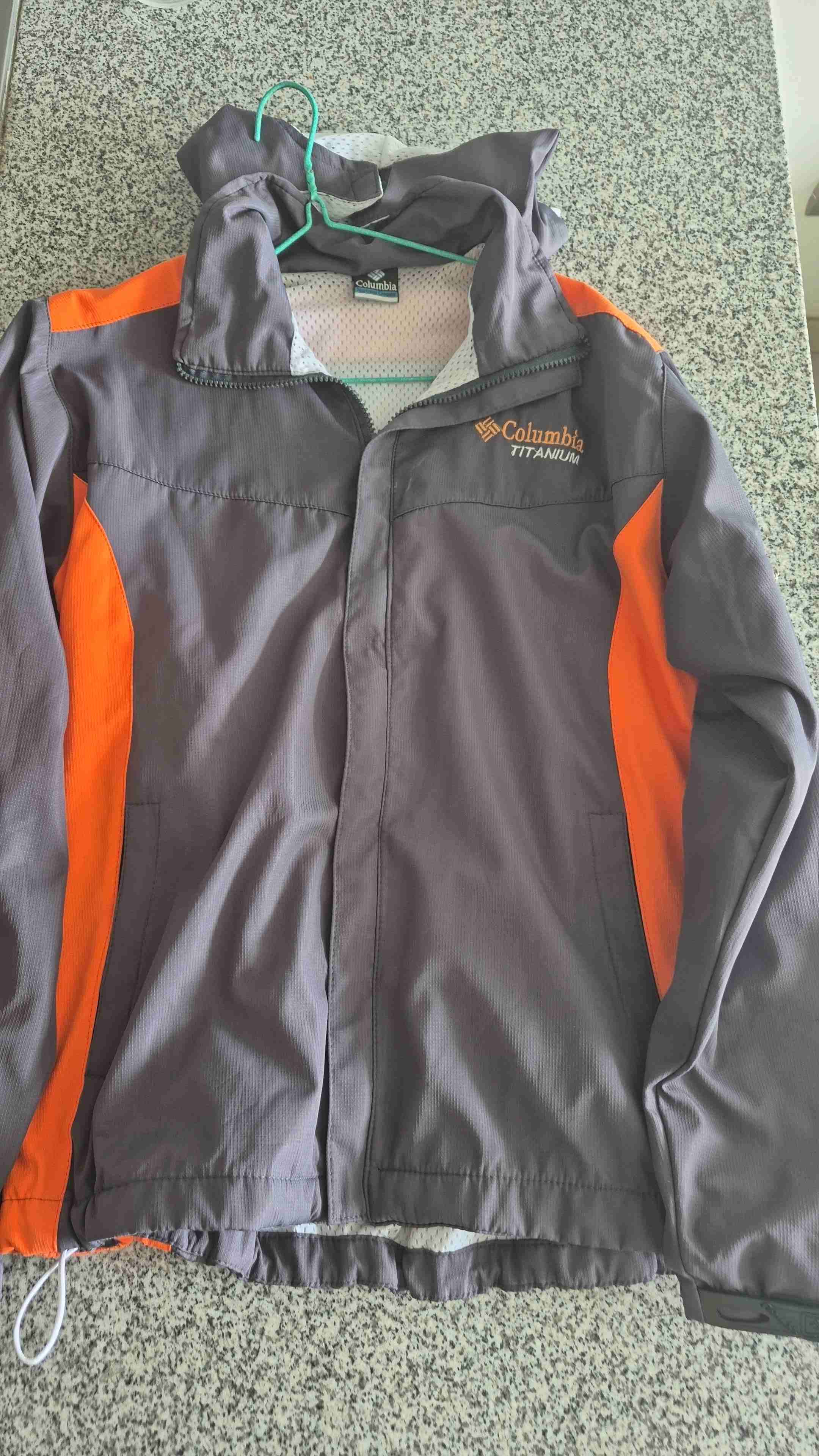 Chaqueta Columbia Titanium impermeable