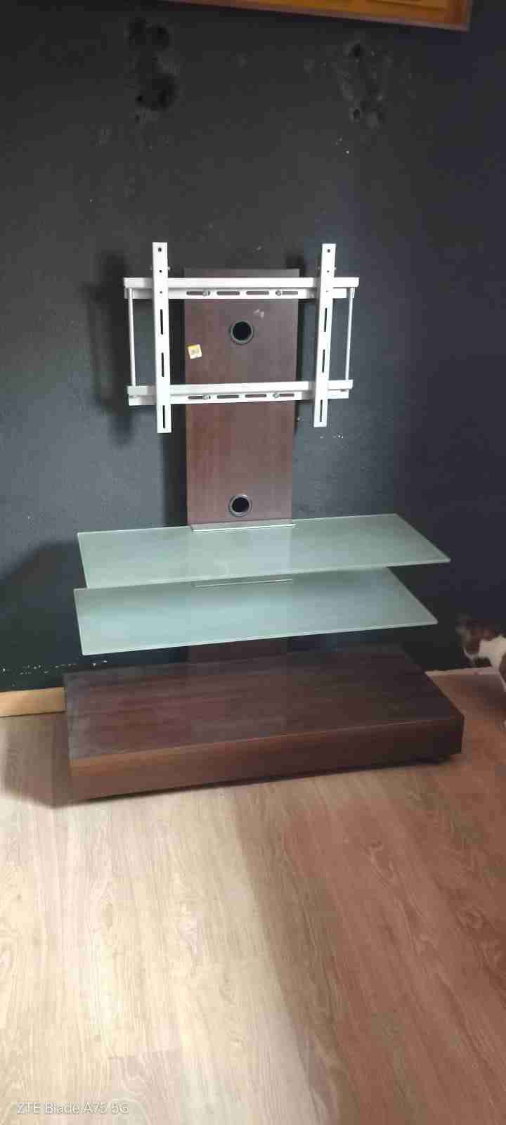 Mueble de TV con soporte - miniatura 1