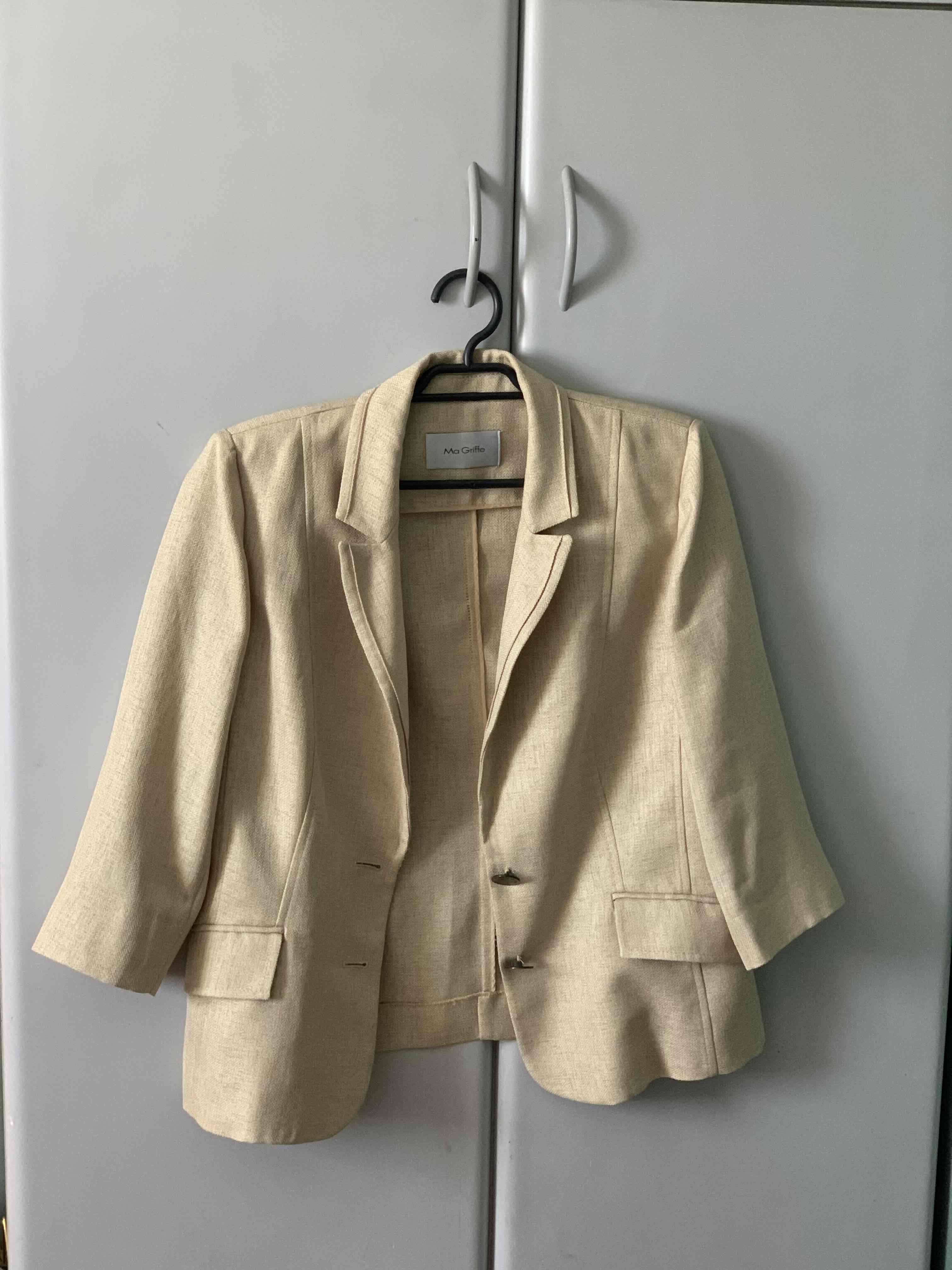 Blazer beige para mujer - miniatura 1