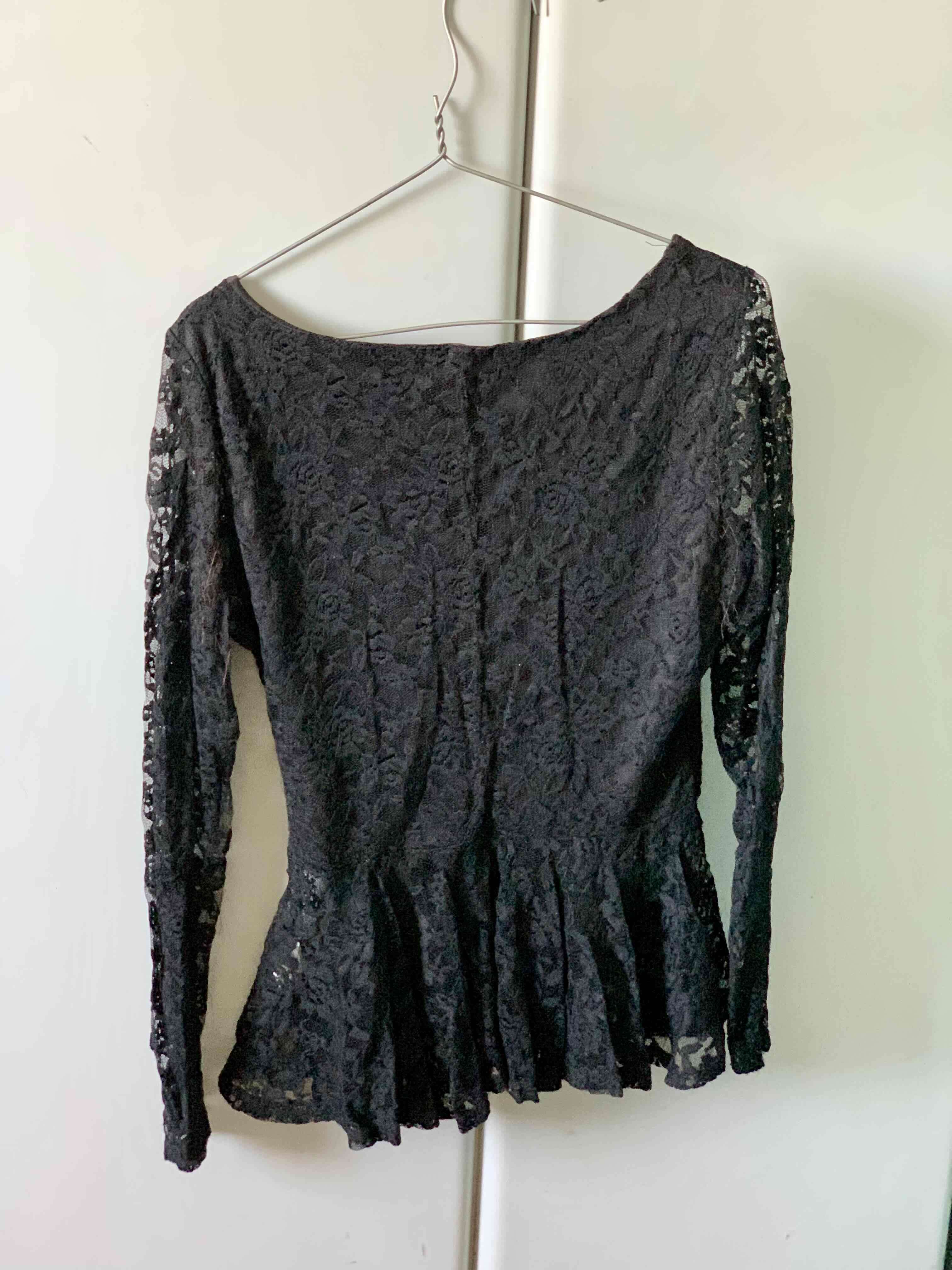 Blusa de encaje negro - miniatura 5