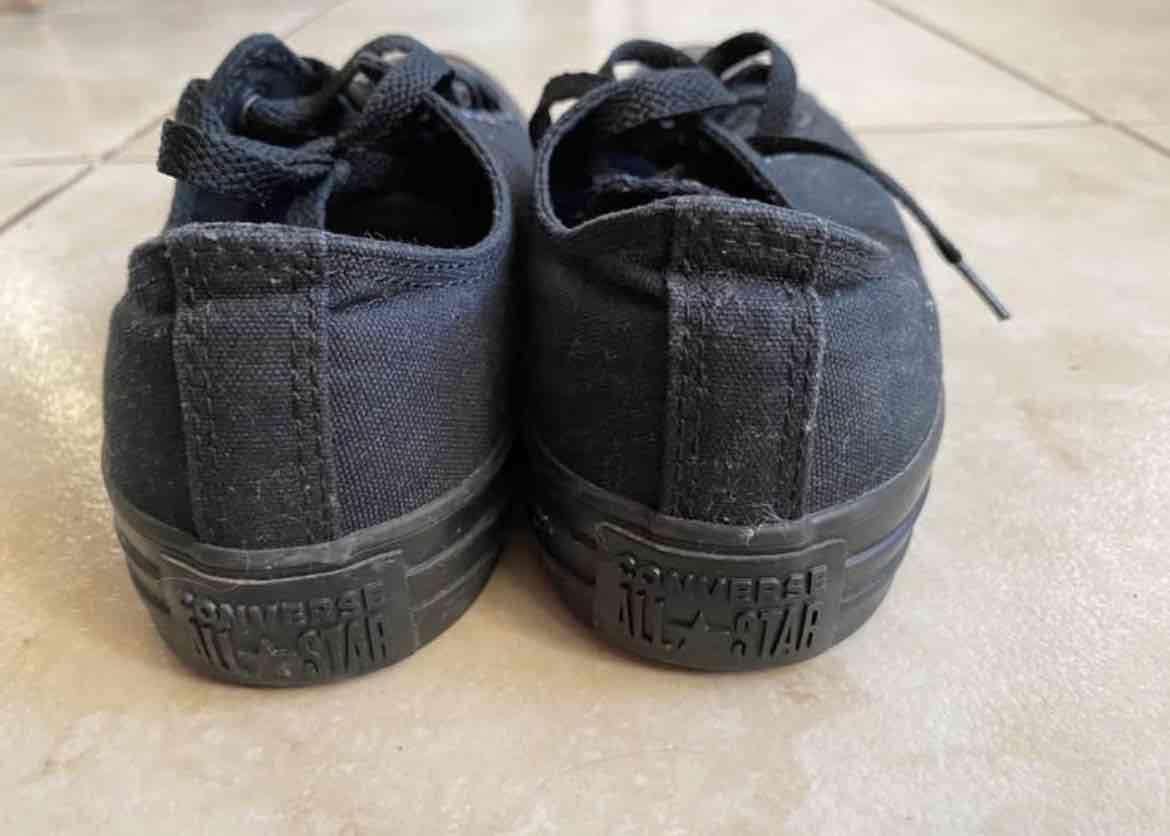 Zapatillas negras Converse - miniatura 3