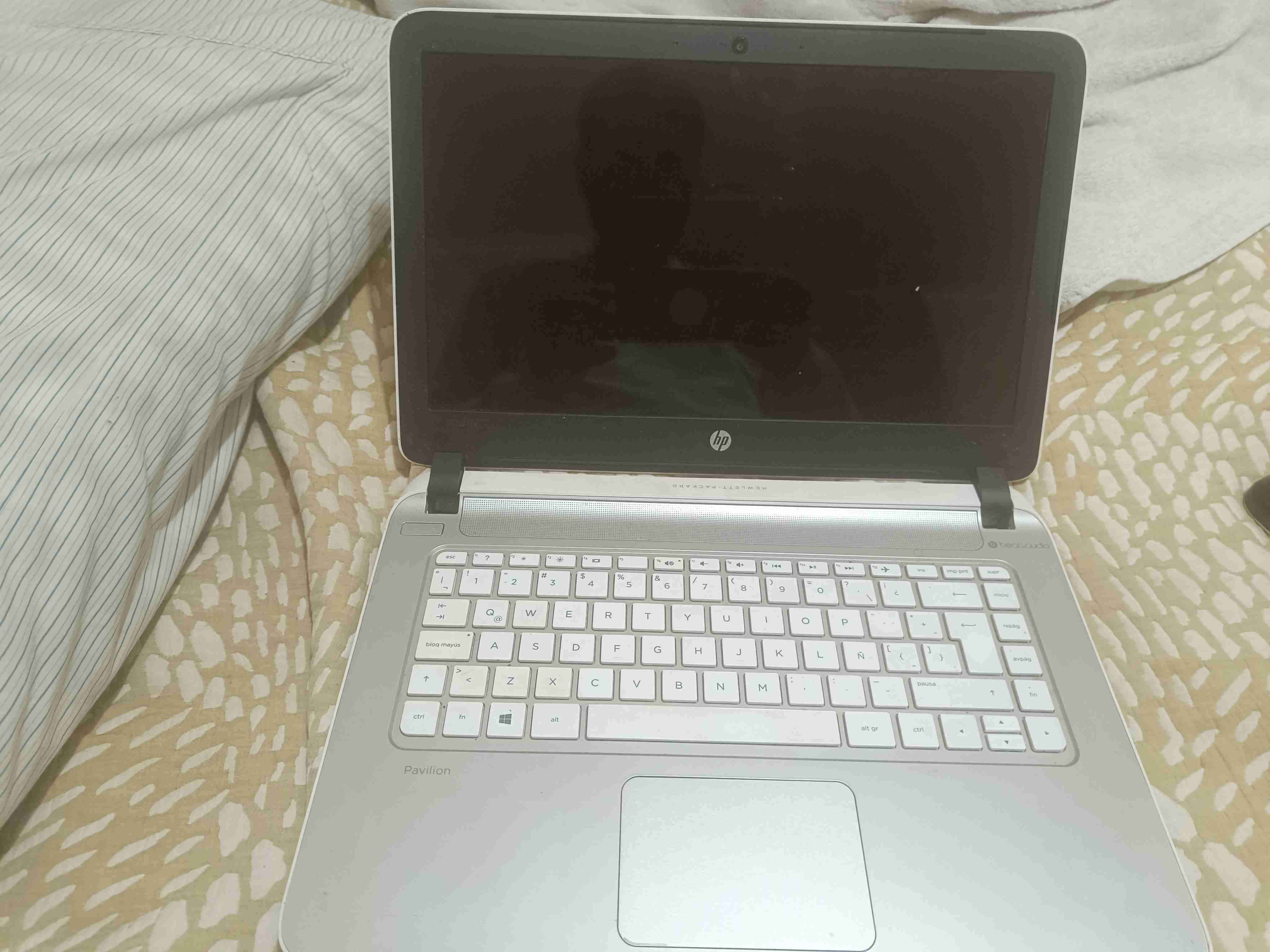 Notebook HP Pavilion 15 pulgadas - miniatura 1