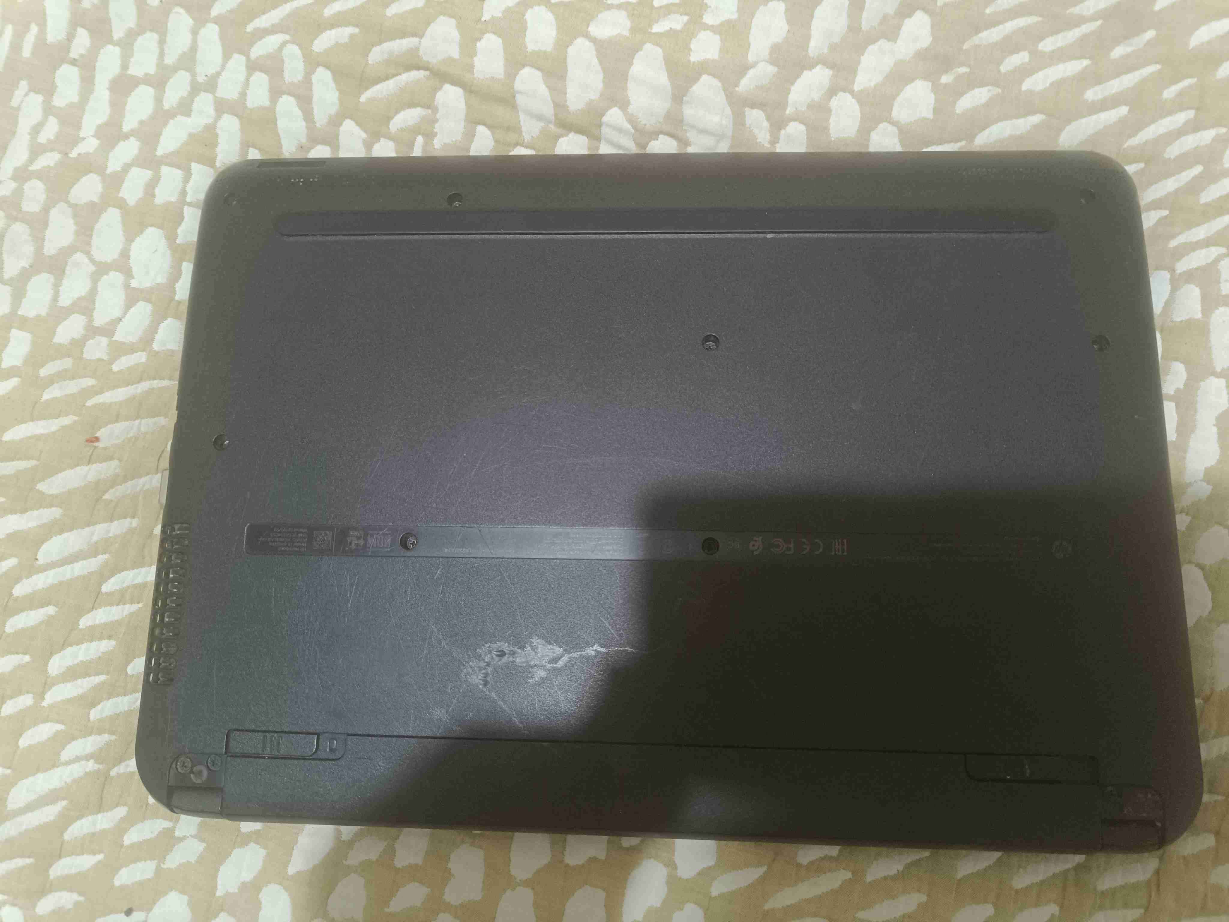 Notebook HP Pavilion 15 pulgadas - miniatura 2