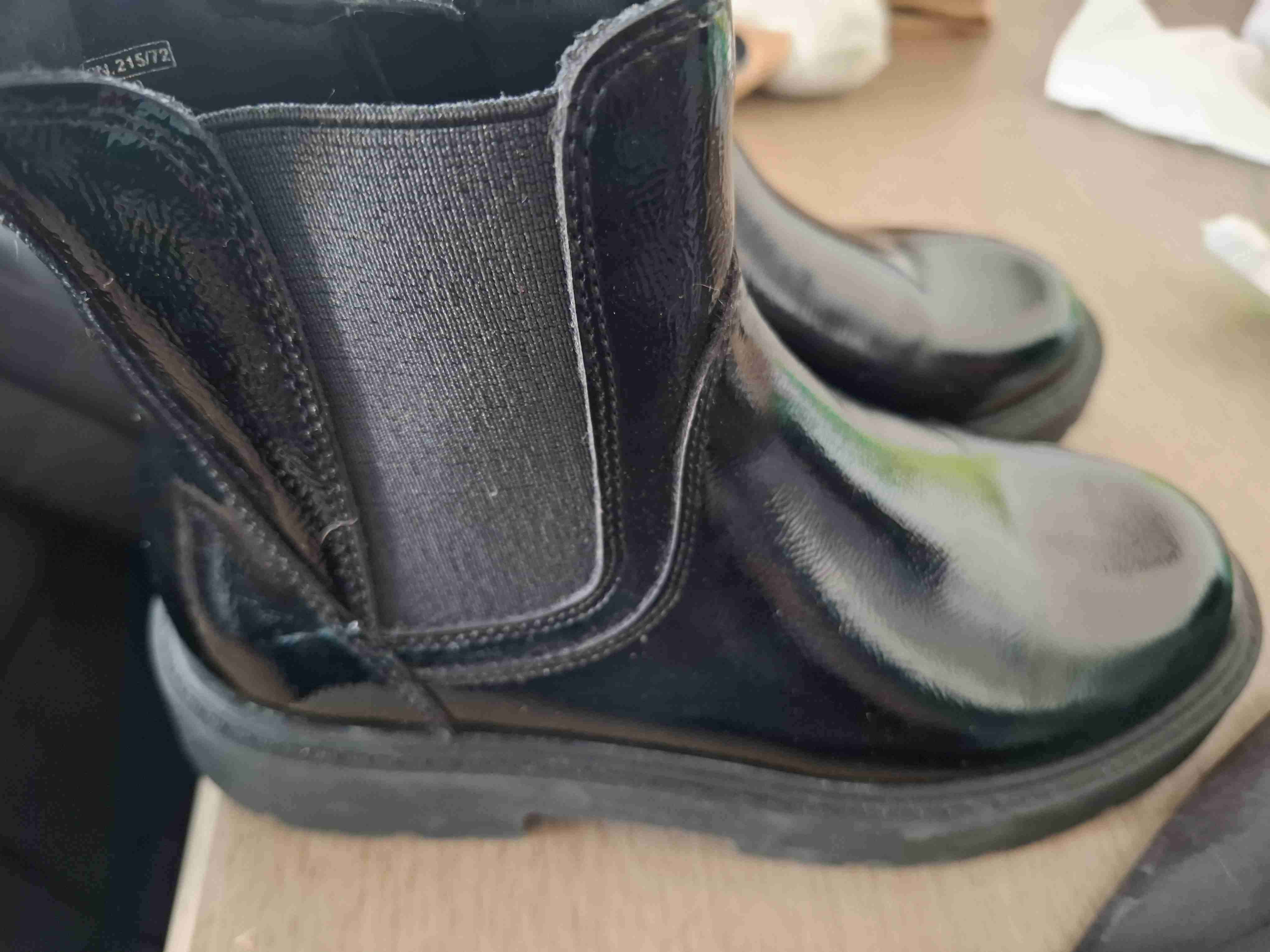 Botines negros charolados - miniatura 1