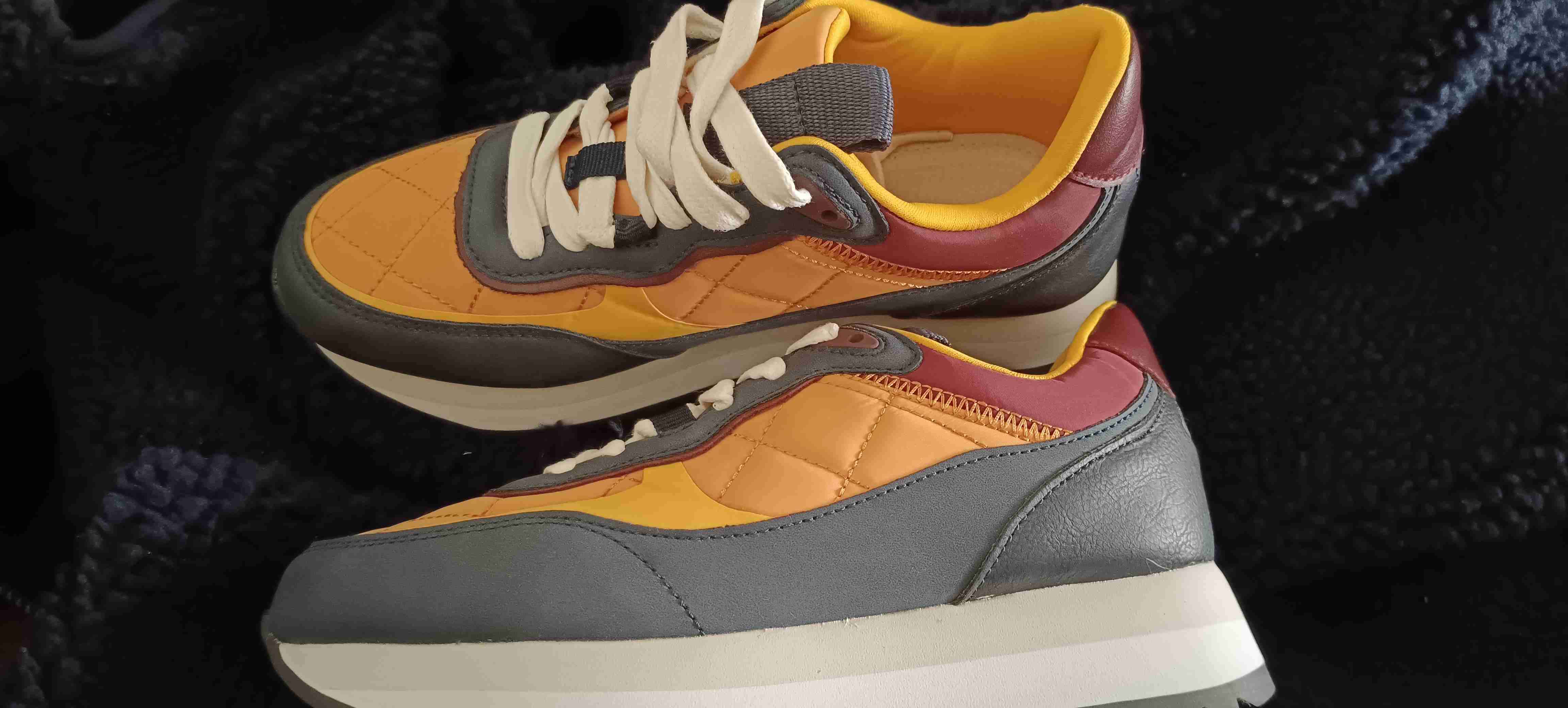 Zapatillas Basement cuero N°36. Nuevas sin uso - miniatura 3