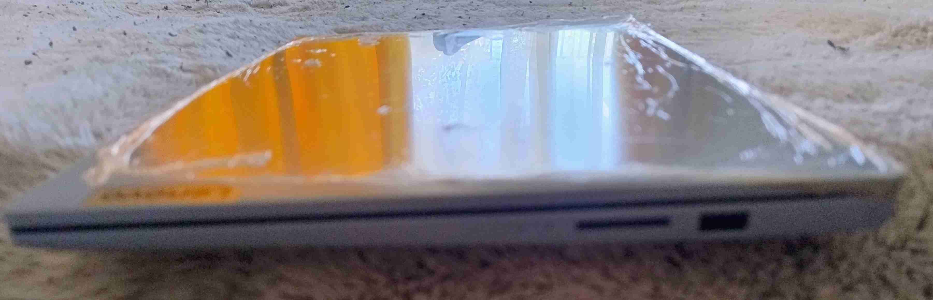 Notebook Lenovo Ryzen 5 - miniatura 3