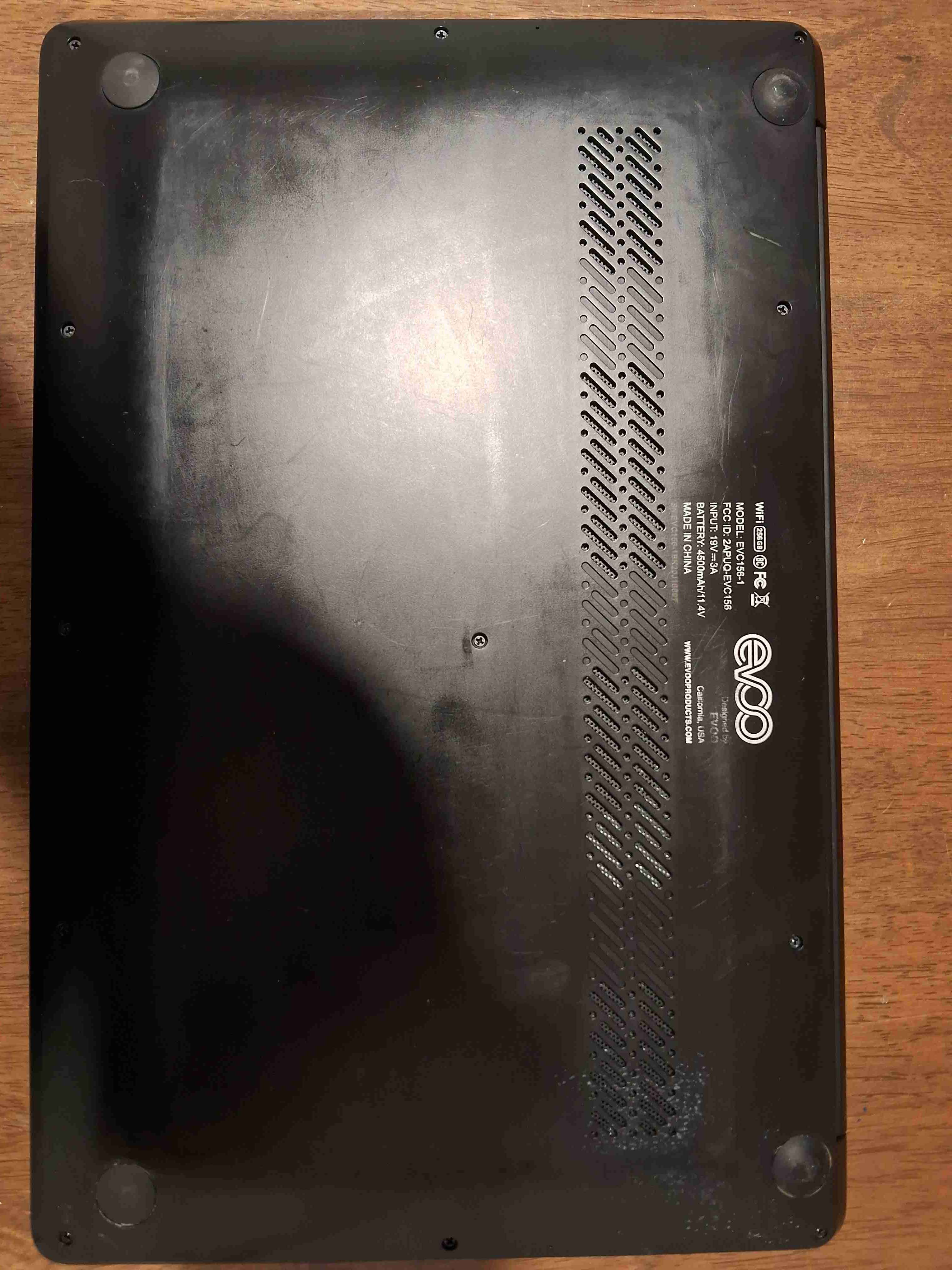 Laptop Evo en buen estado - miniatura 2