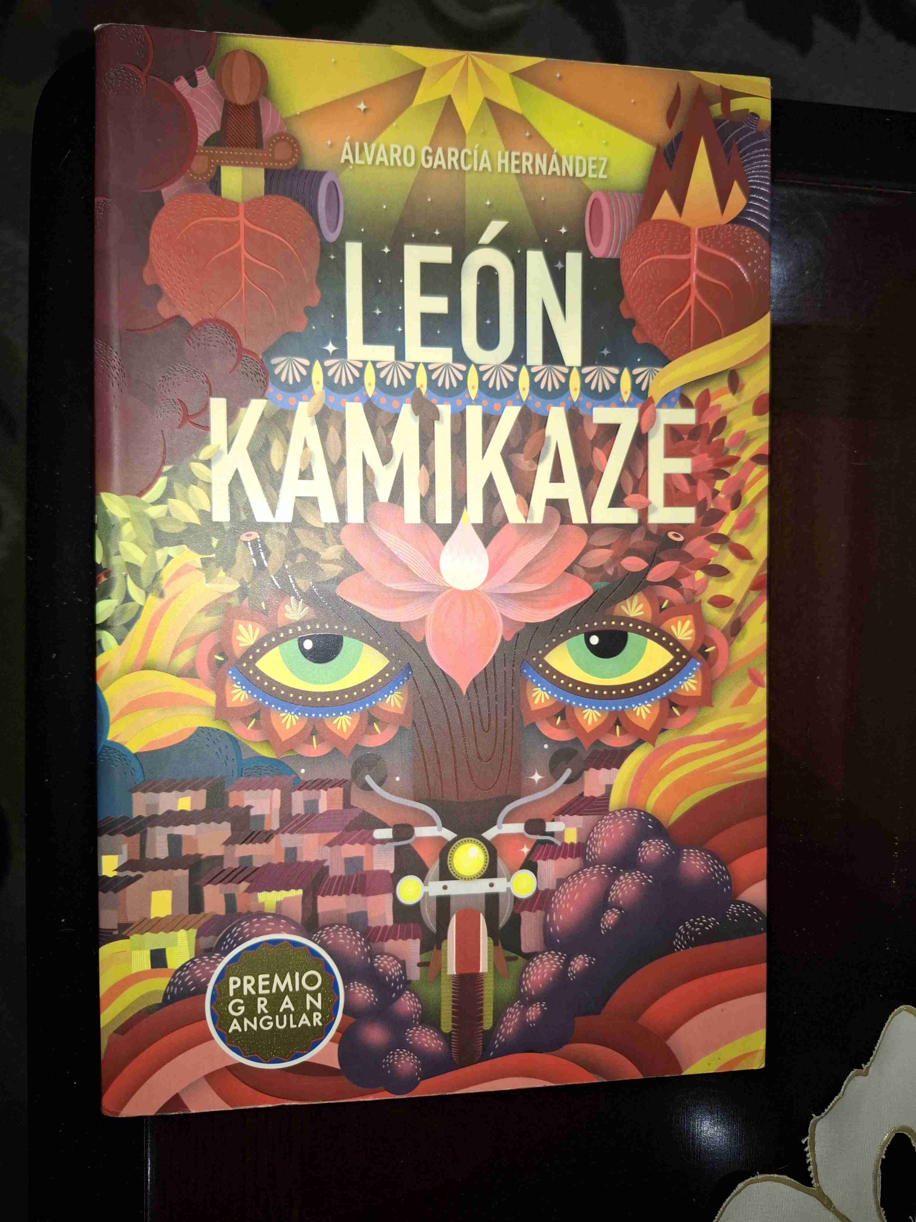 Libro León Kamikaze