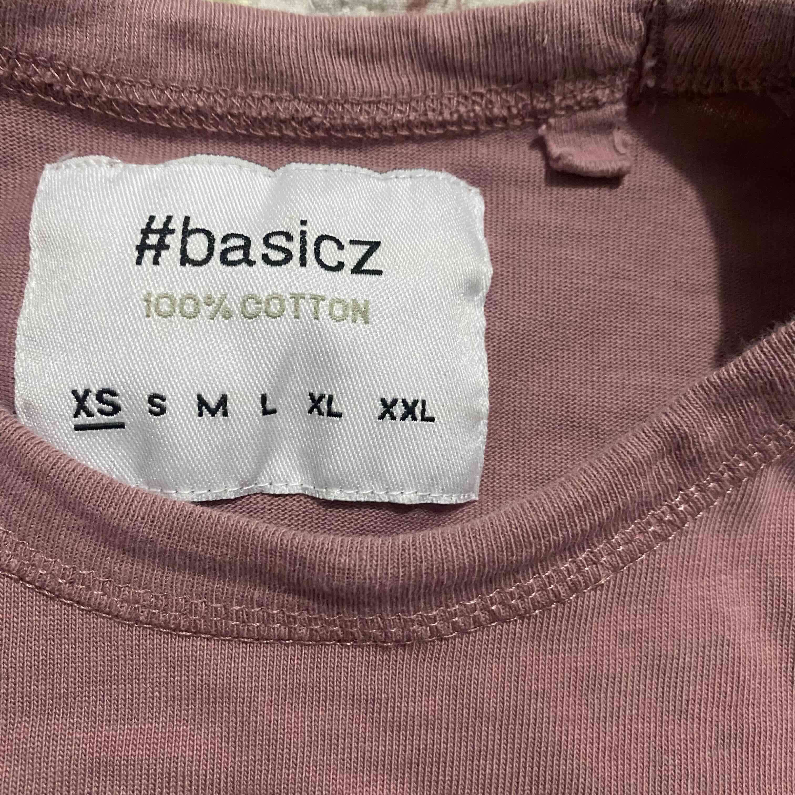 Polera morada básica - miniatura 2