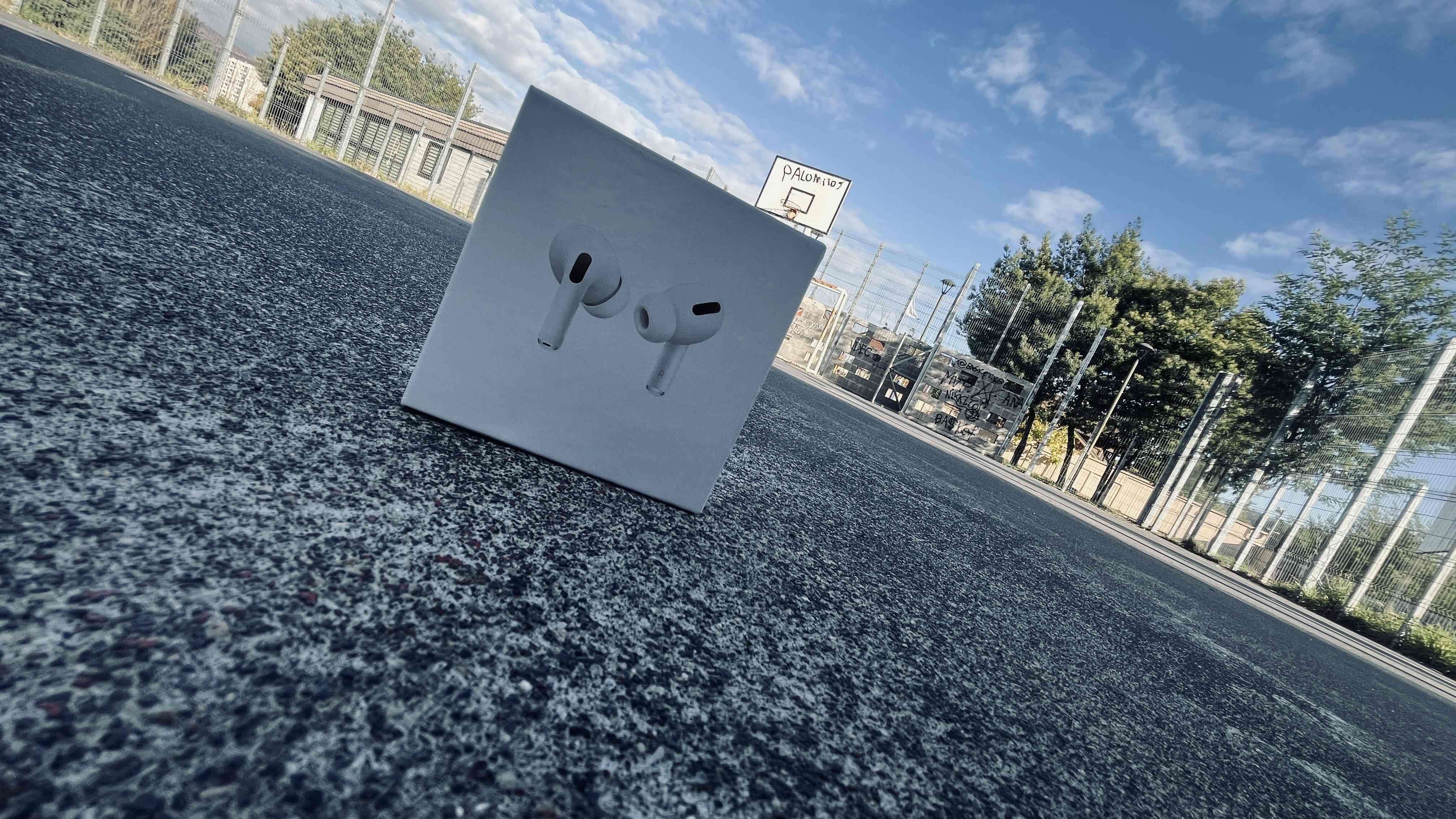 Estuche para audífonos blanco - miniatura 2