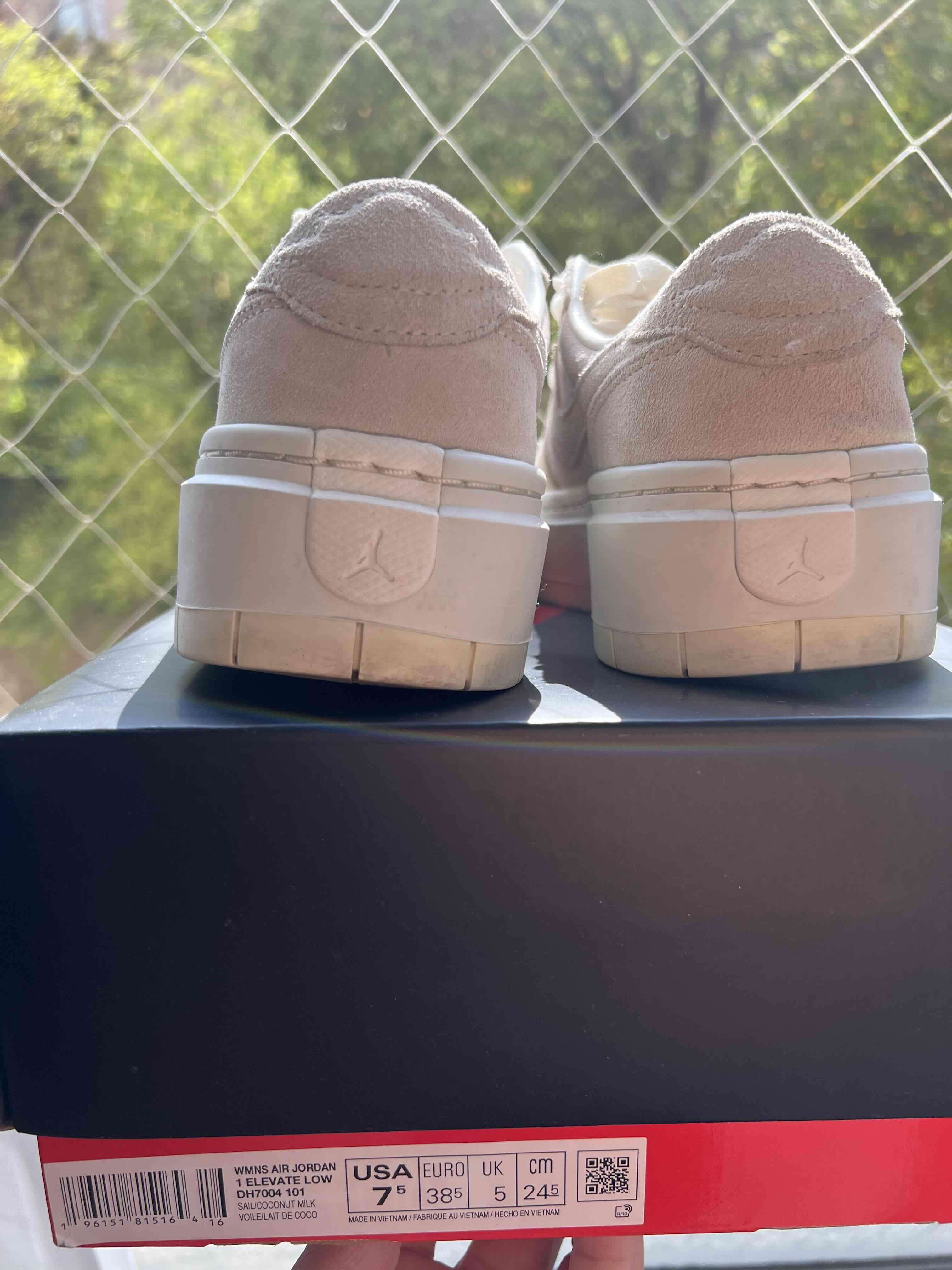 Zapatillas Nike Jordan - miniatura 2