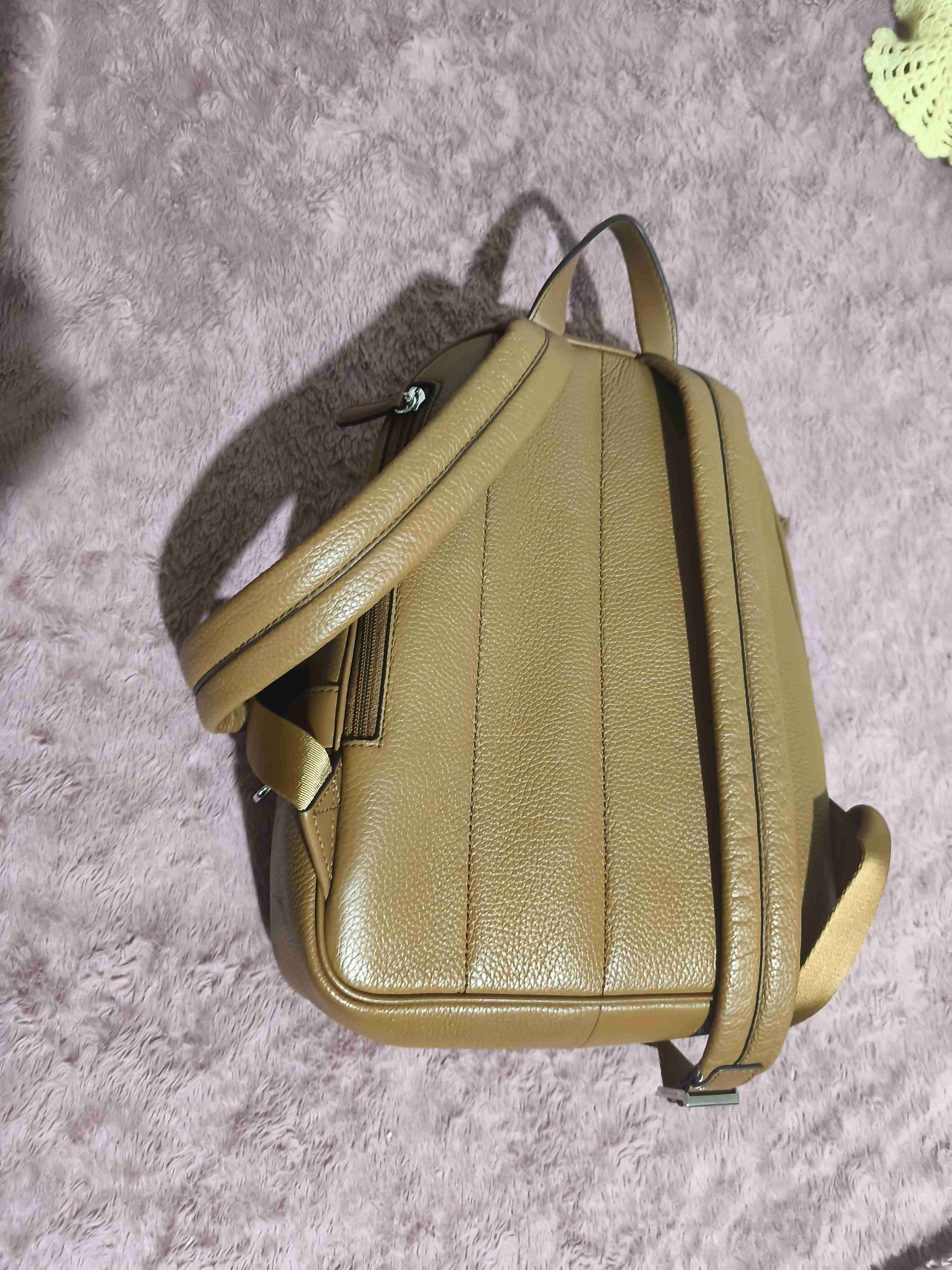 Mochila marrón con cadena MK - miniatura 4