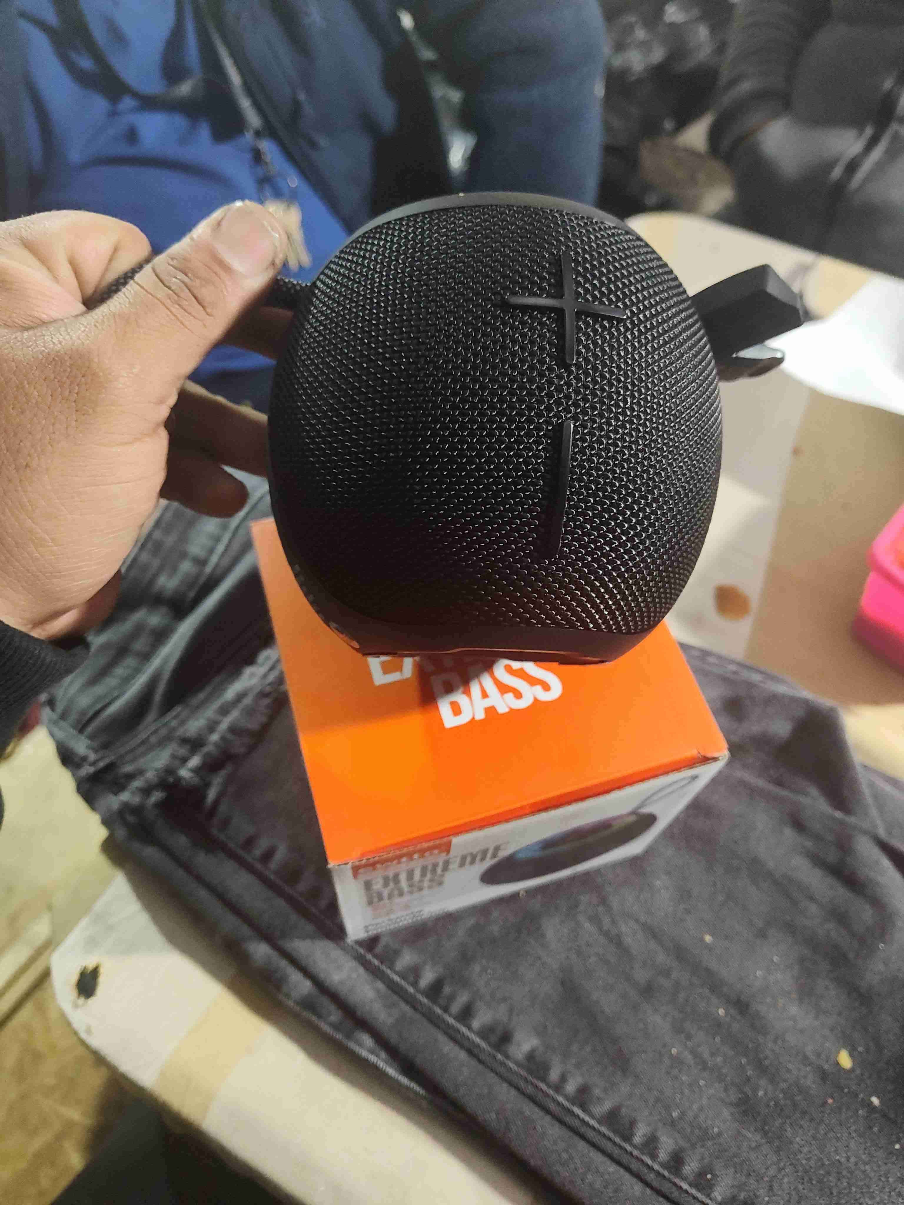 Parlante portátil Ewto LED RGB - miniatura 4