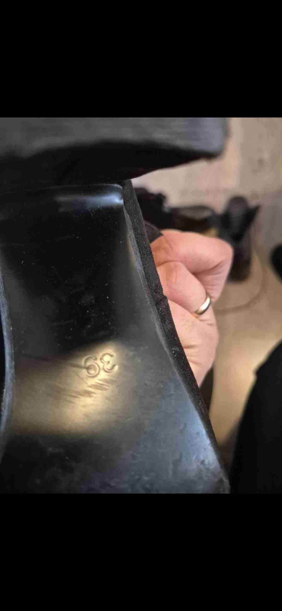 Botines negros de tacón alto - miniatura 3