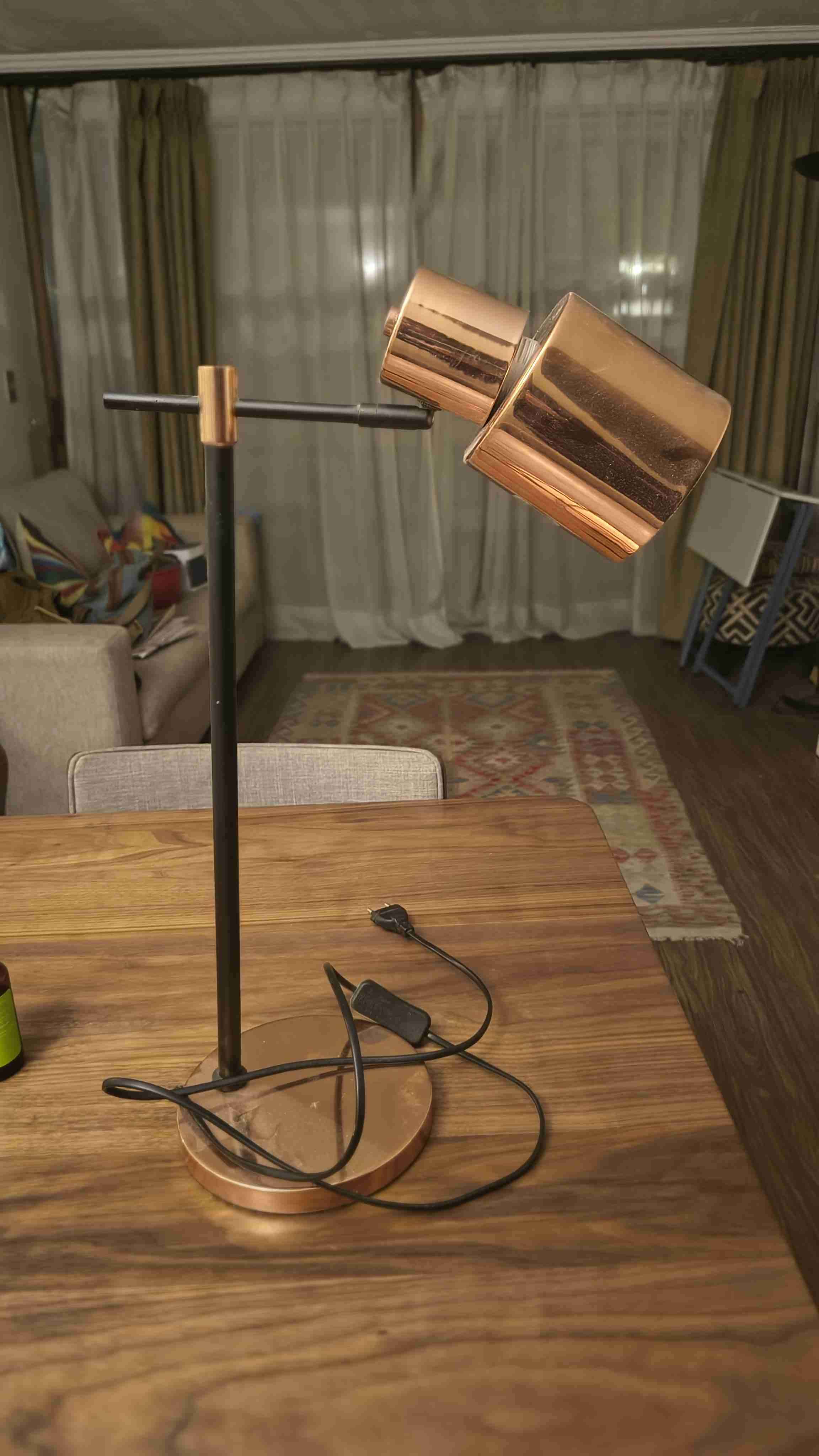 Lámpara de mesa cobre moderno - miniatura 3