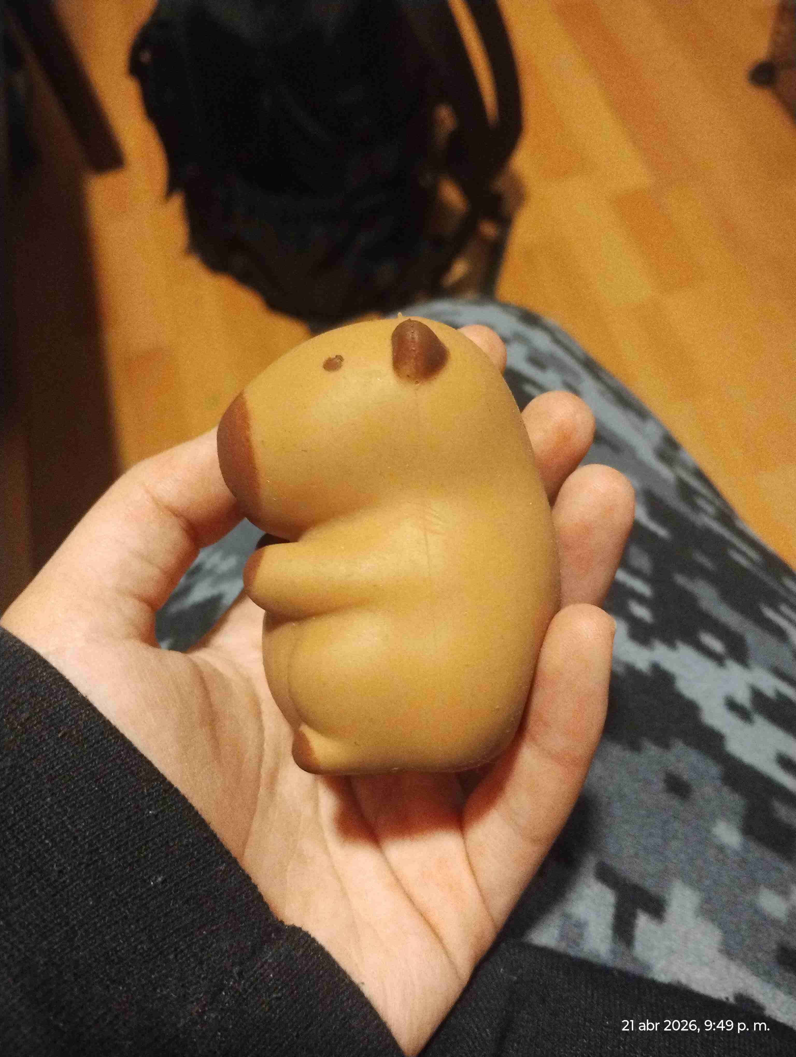 Figura anti-estrés capibara - miniatura 2