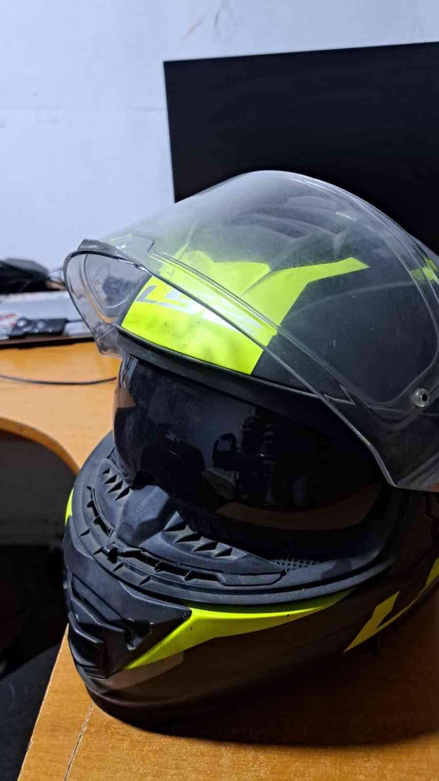 Casco de moto - miniatura 3