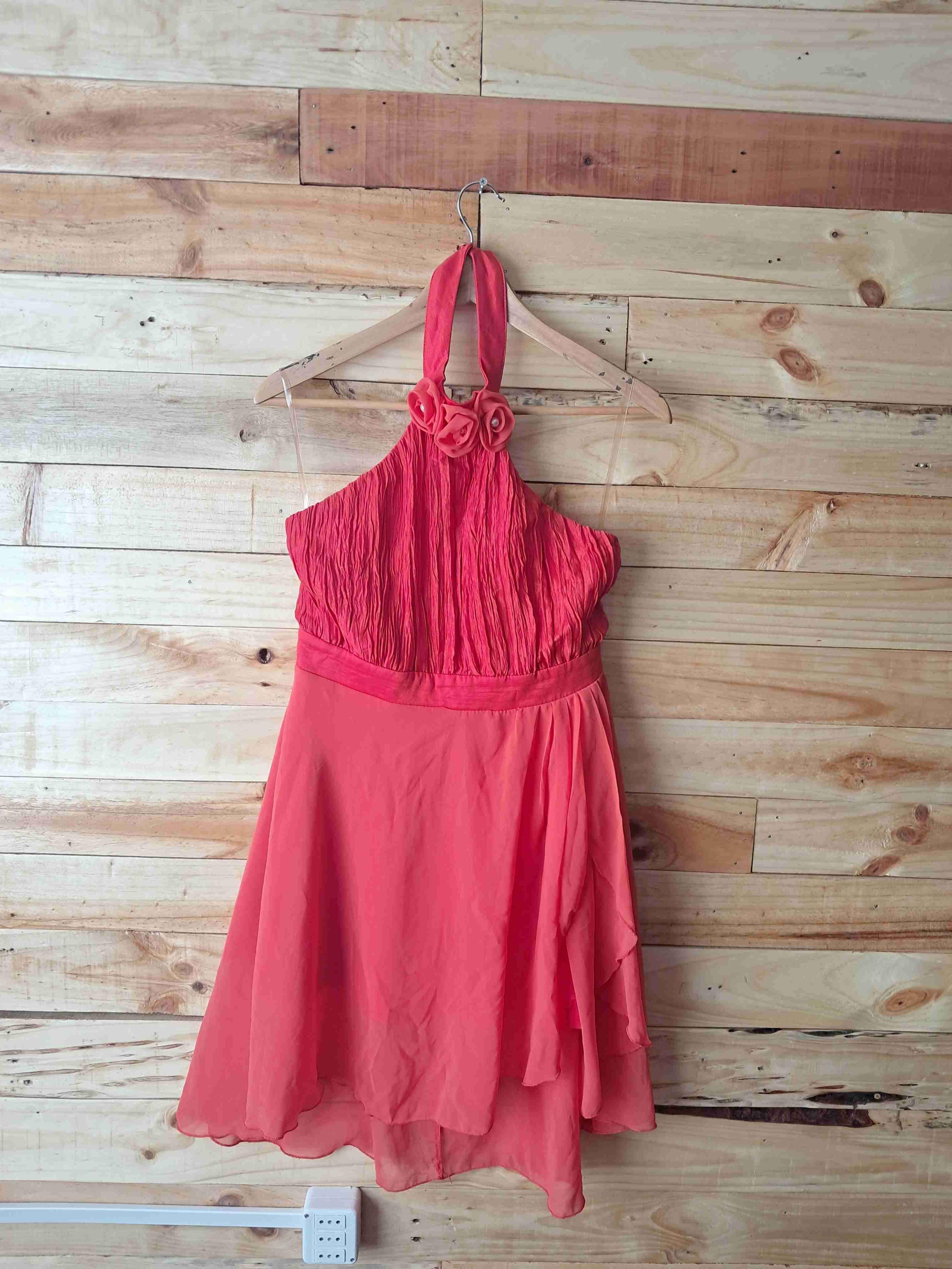 Vestido coral con cuello halter - miniatura 1