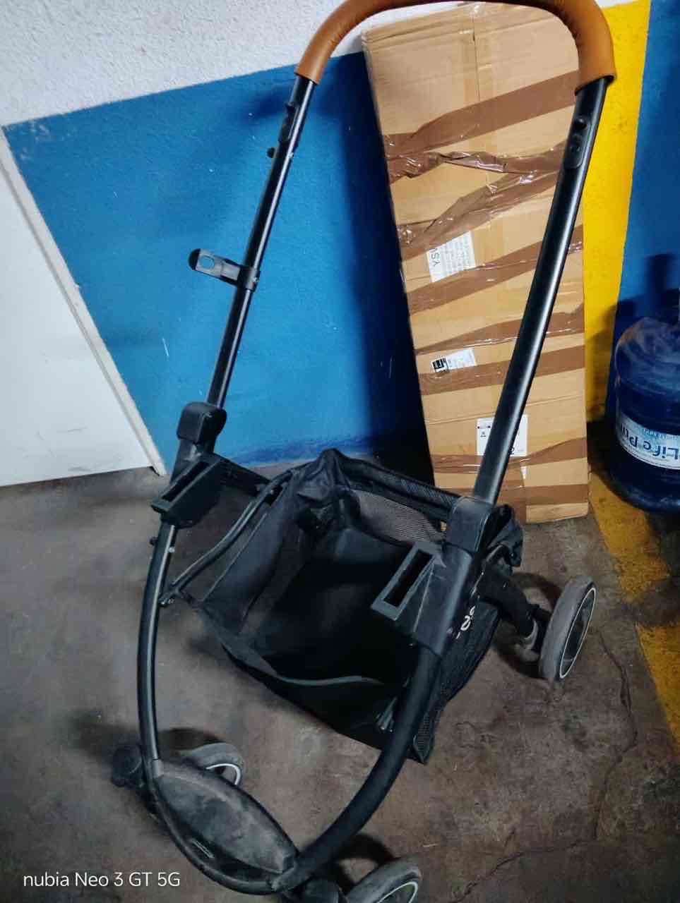 Coche más Silla de auto BebeSIT negra - miniatura 2