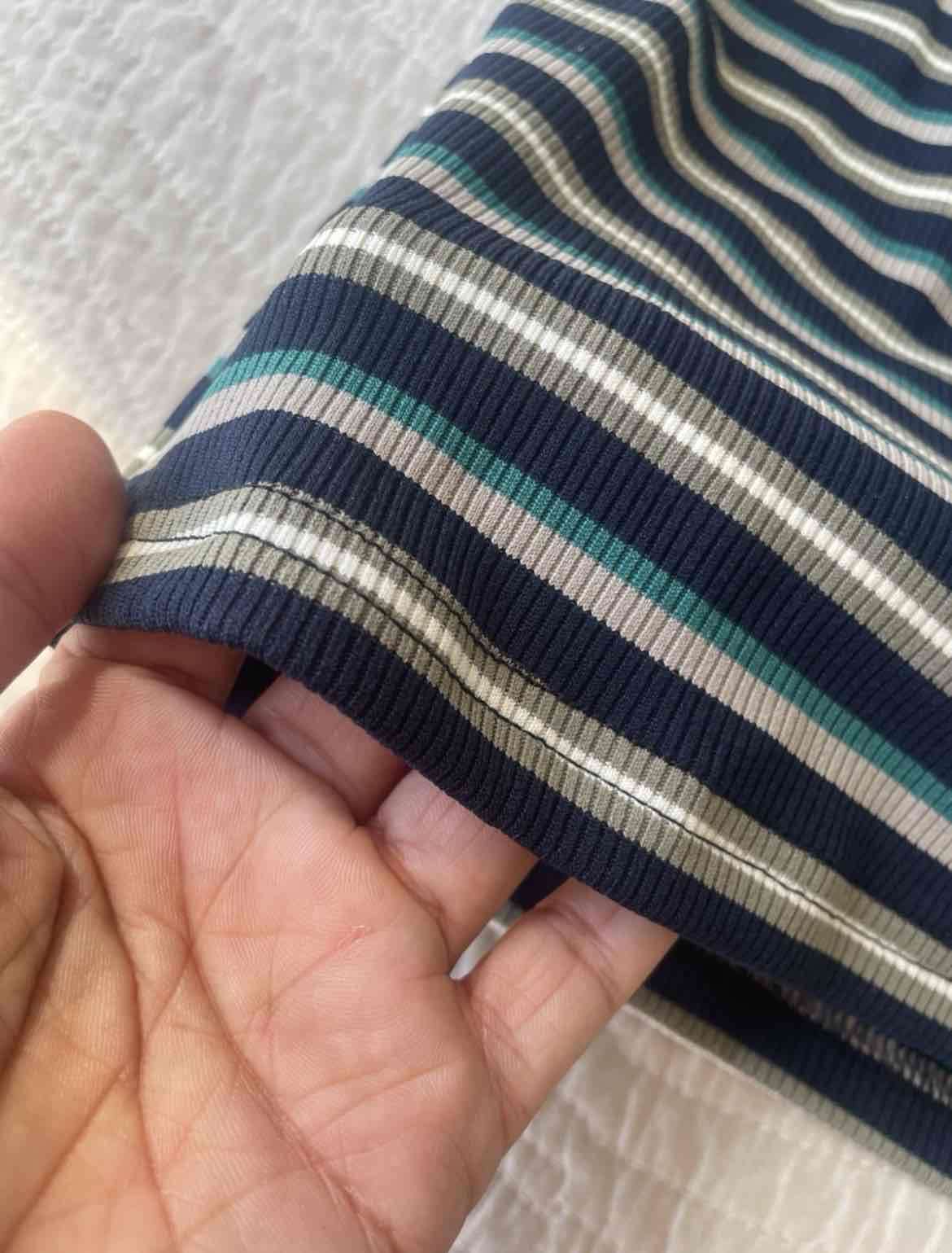 Top halter rayado verde y blanco - miniatura 3