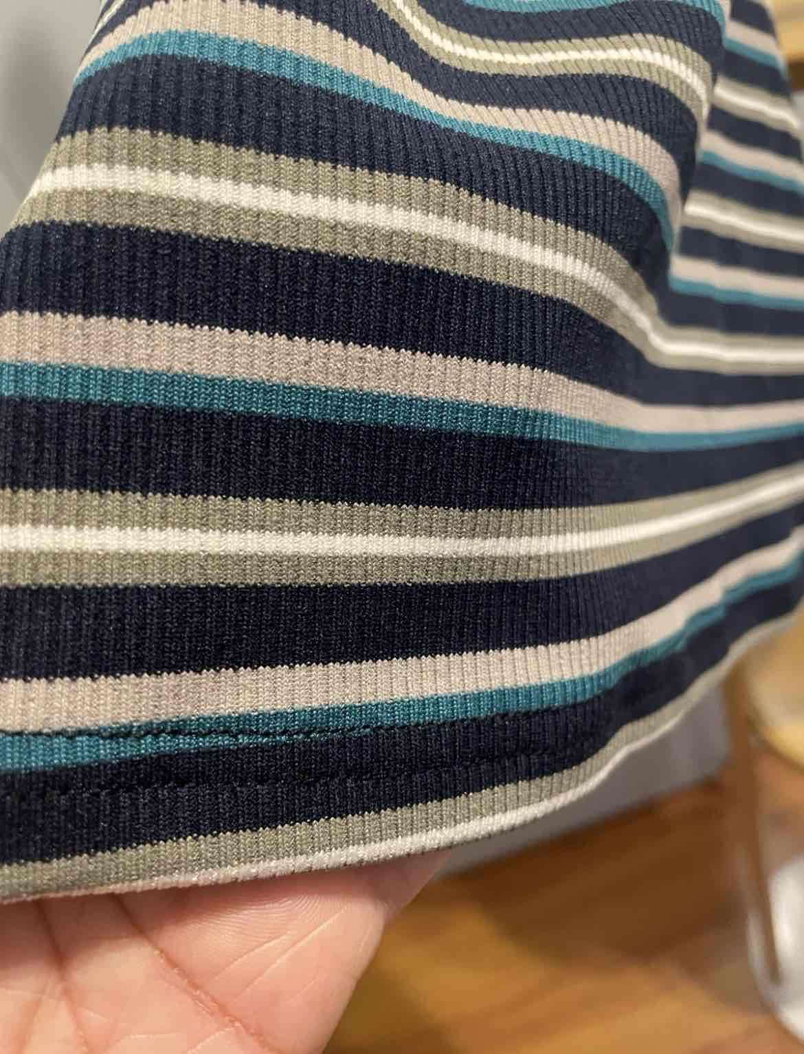 Top halter rayado verde y blanco - miniatura 6