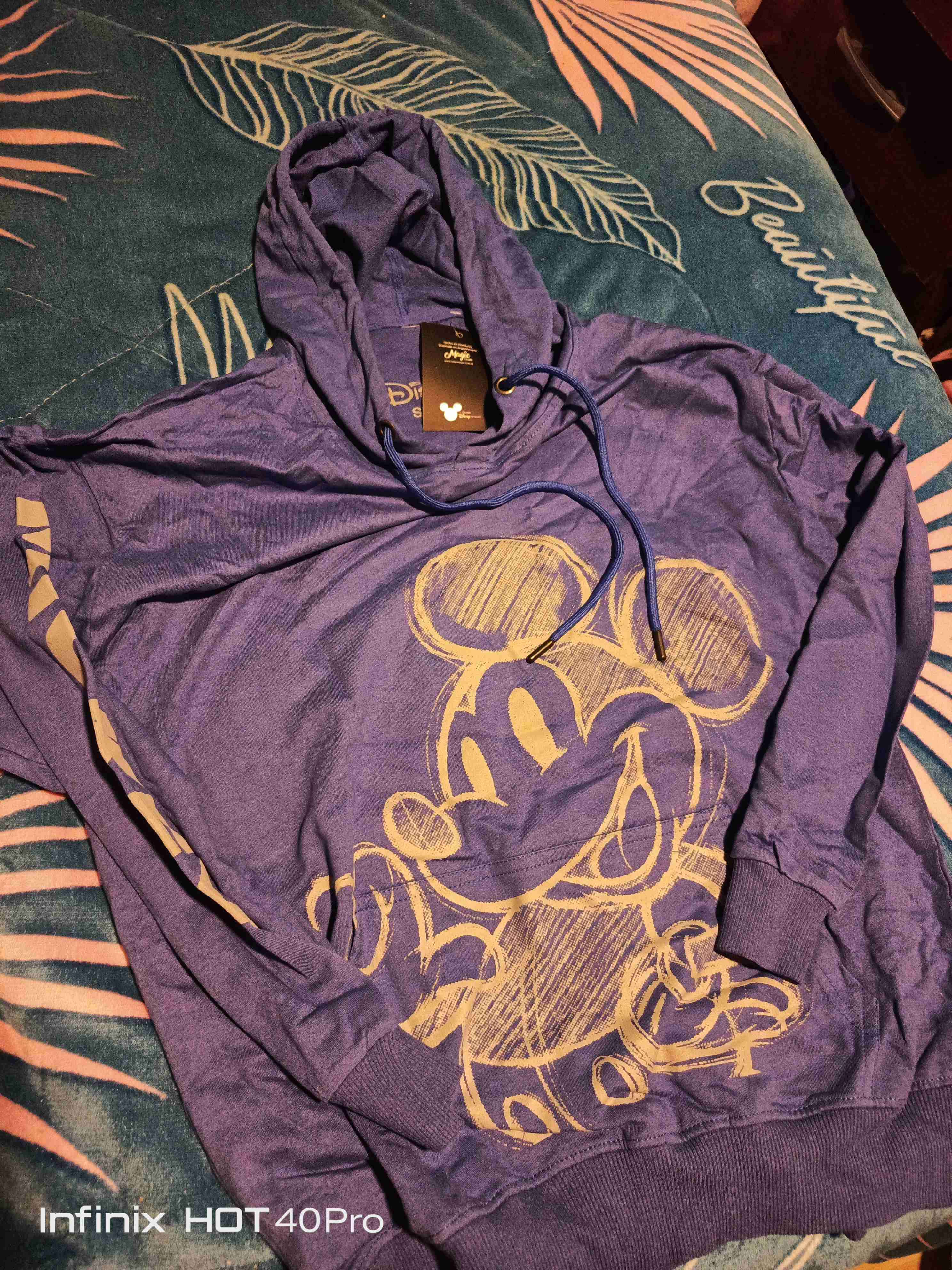 Polerón azul con capucha - miniatura 3