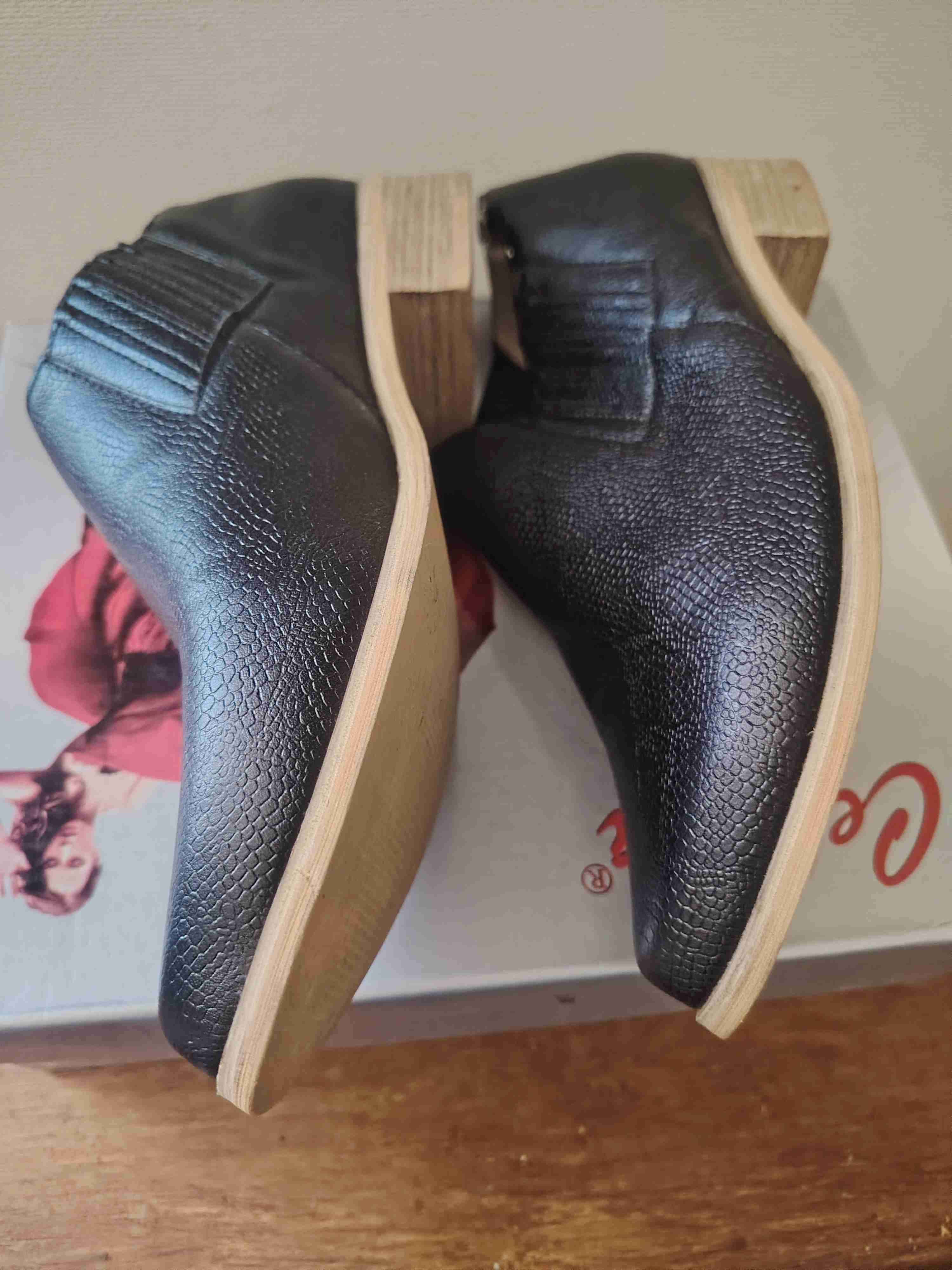 Botines negros de cuero sintético - miniatura 3