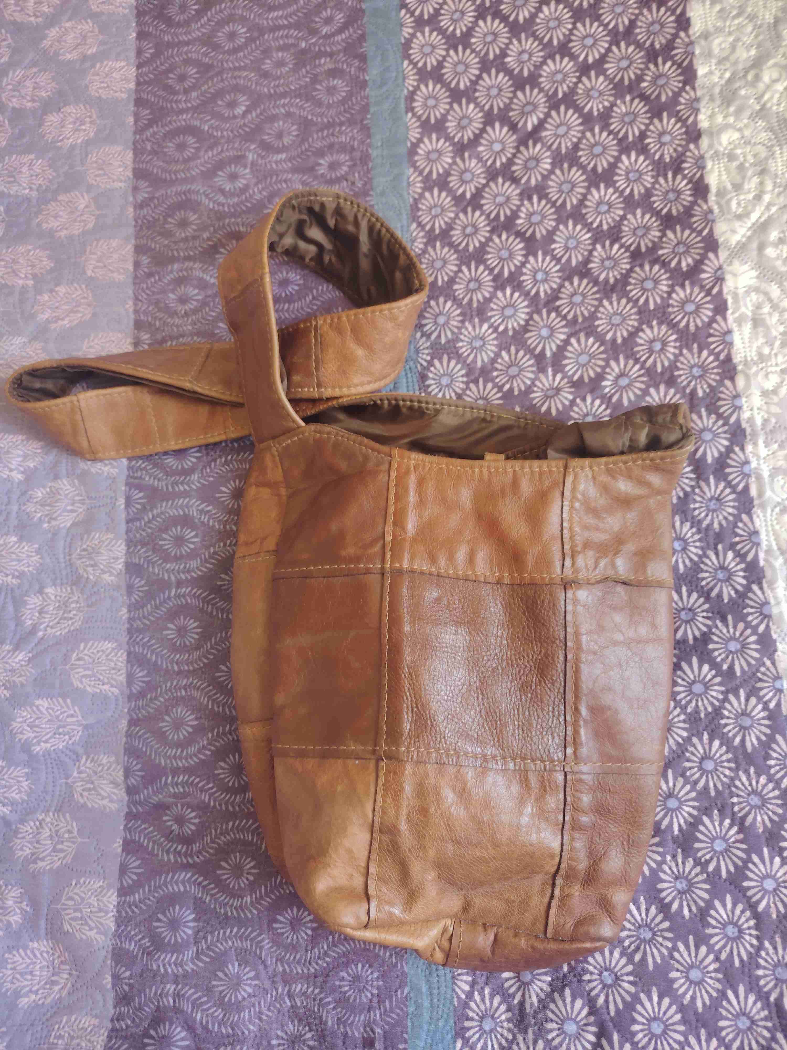Cartera de cuero café