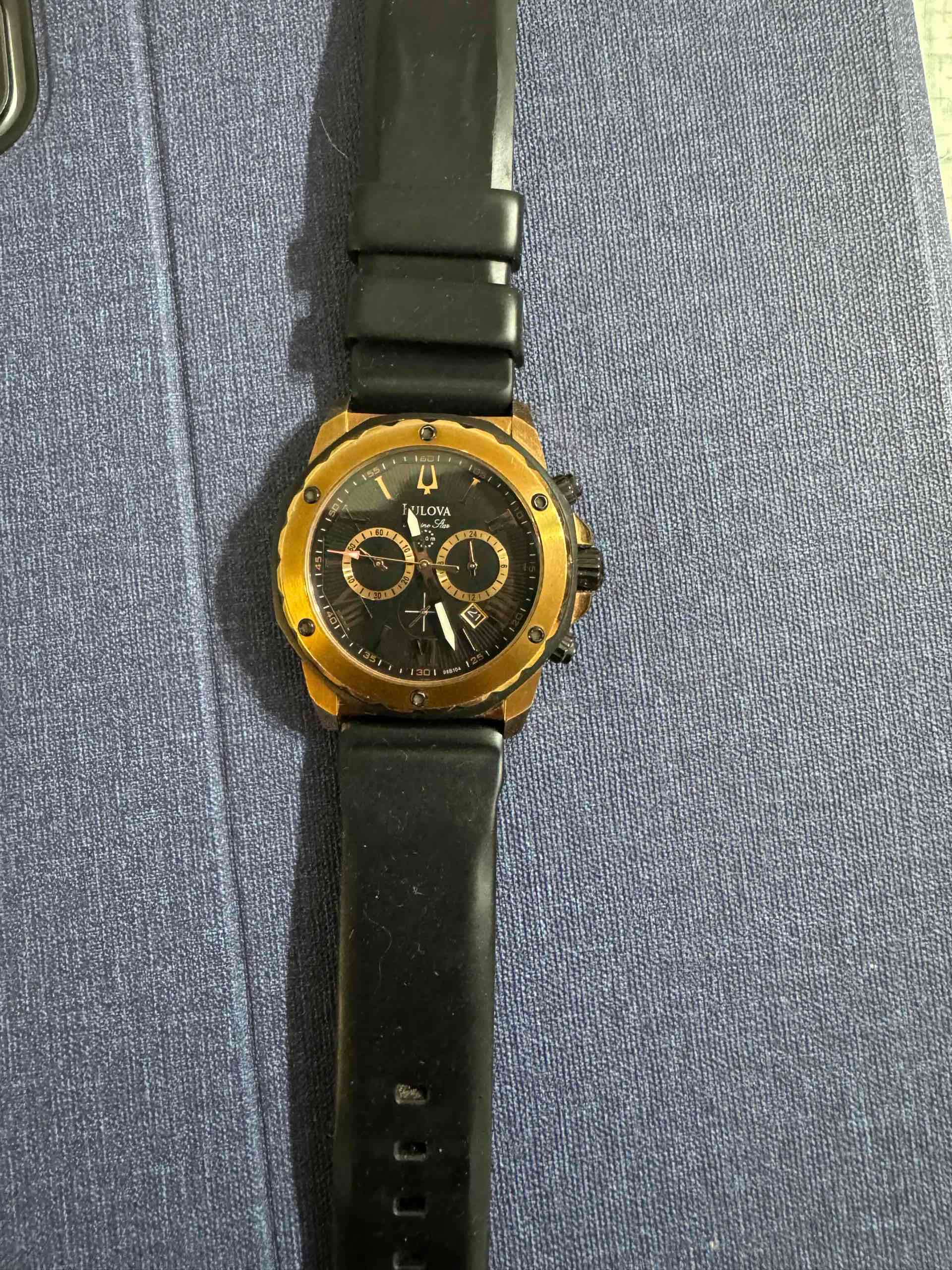 Reloj Bulova Marine Star dorado - miniatura 2