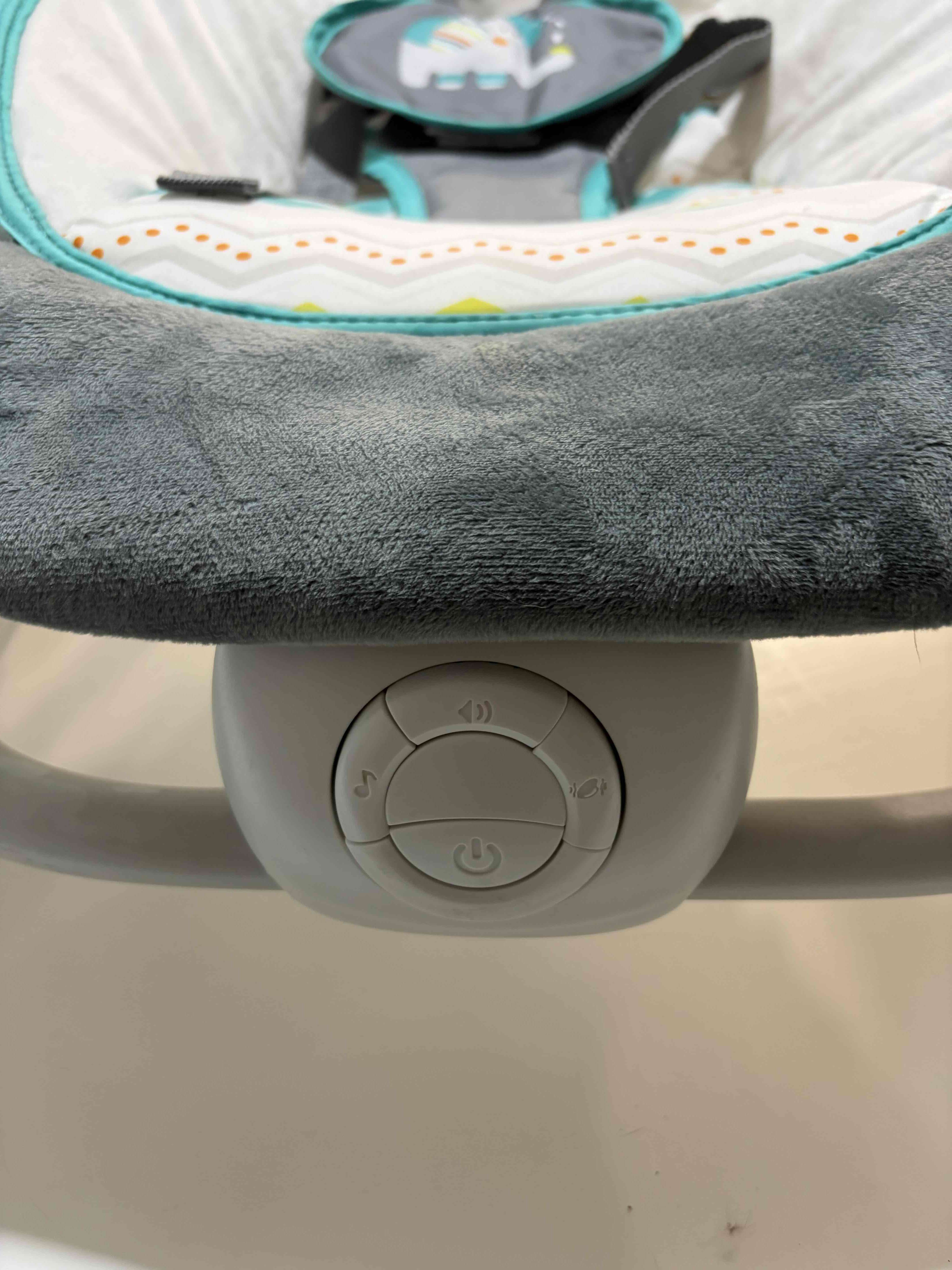 Silla mecedora para bebé - miniatura 2