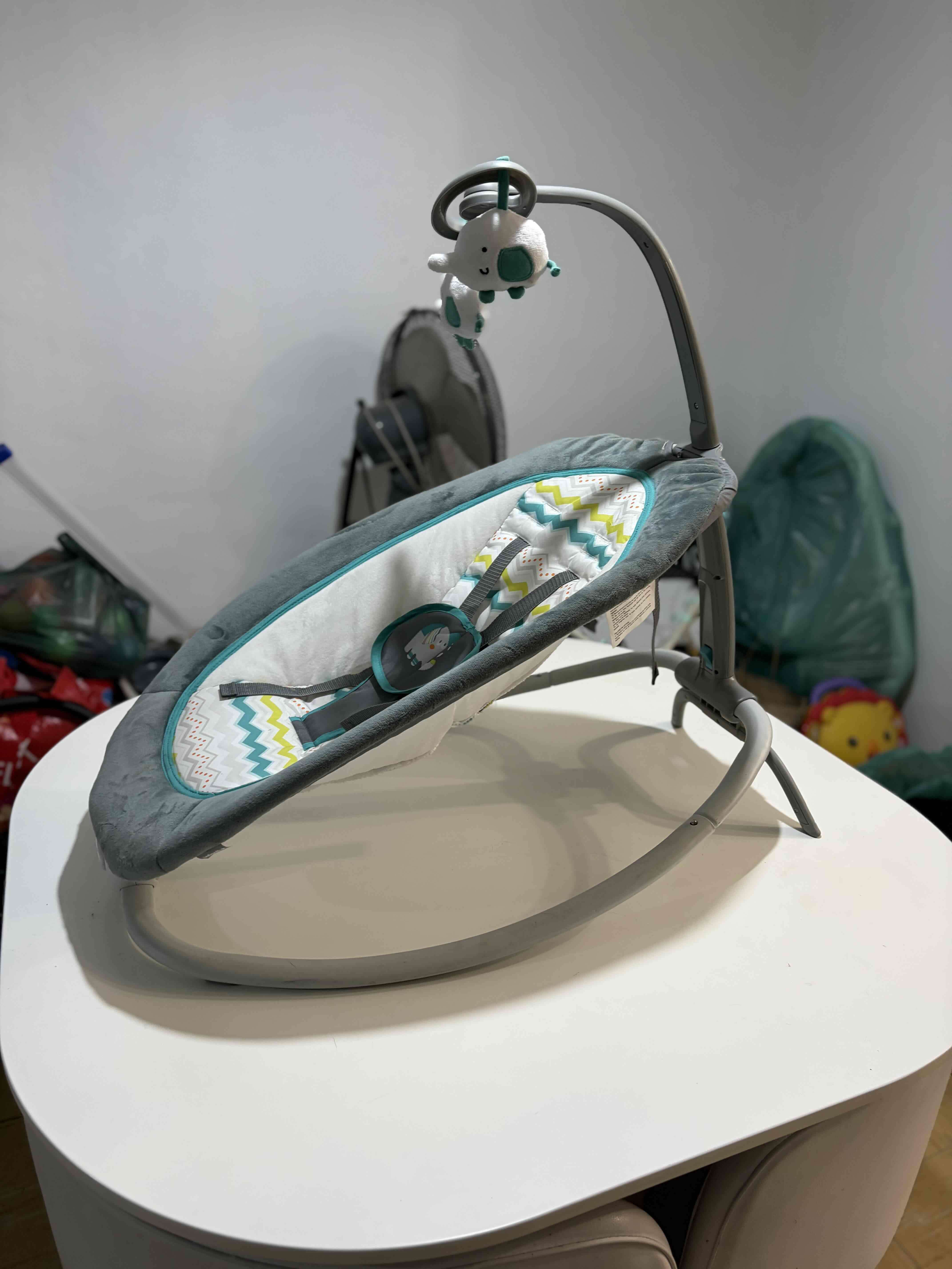 Silla mecedora para bebé - miniatura 4