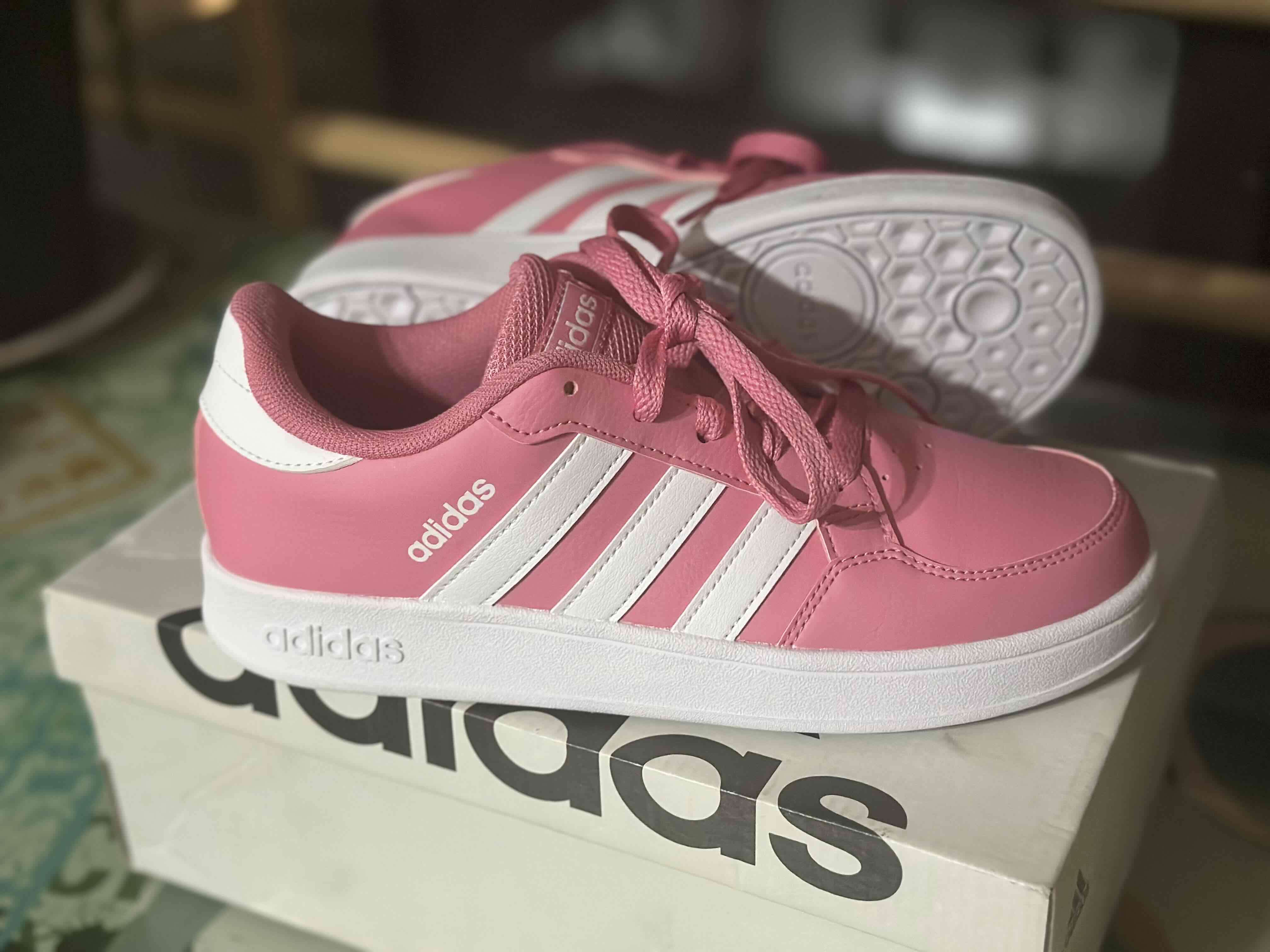 Zapatillas Adidas rosadas - miniatura 3
