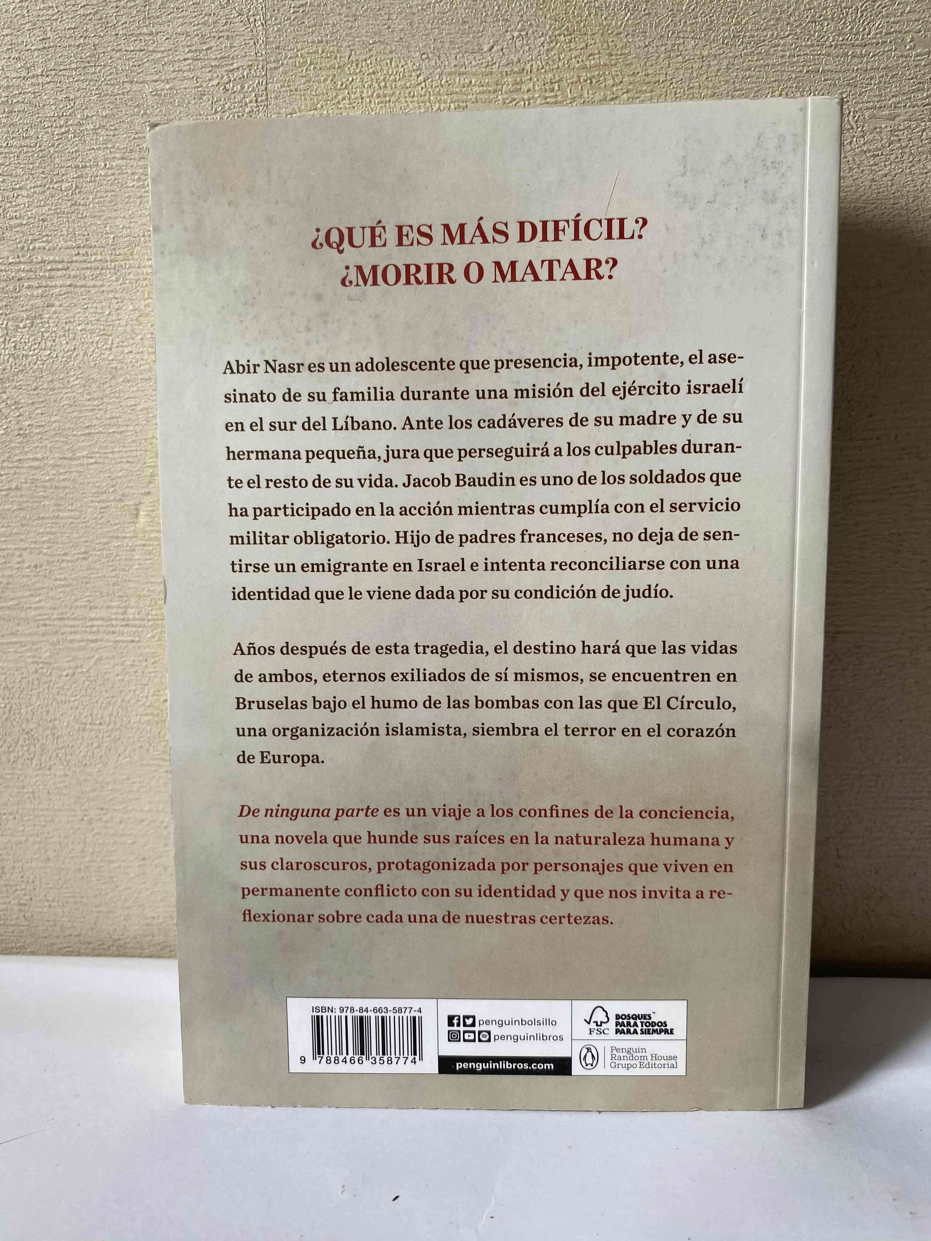 Libro 'De ninguna parte' - miniatura 2