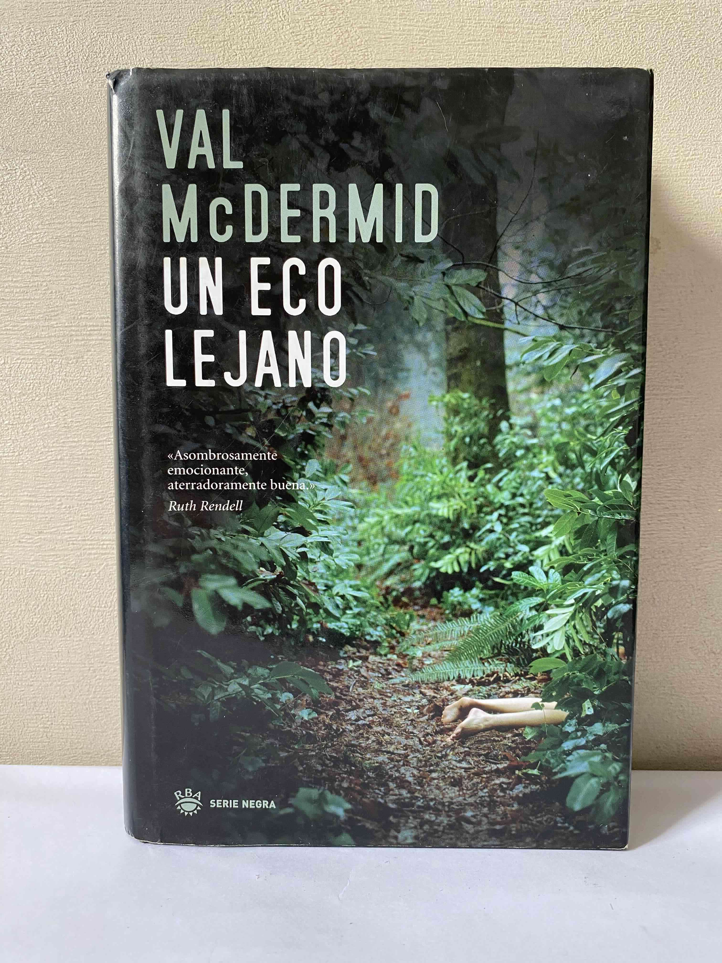 Libro 'Un eco lejano'