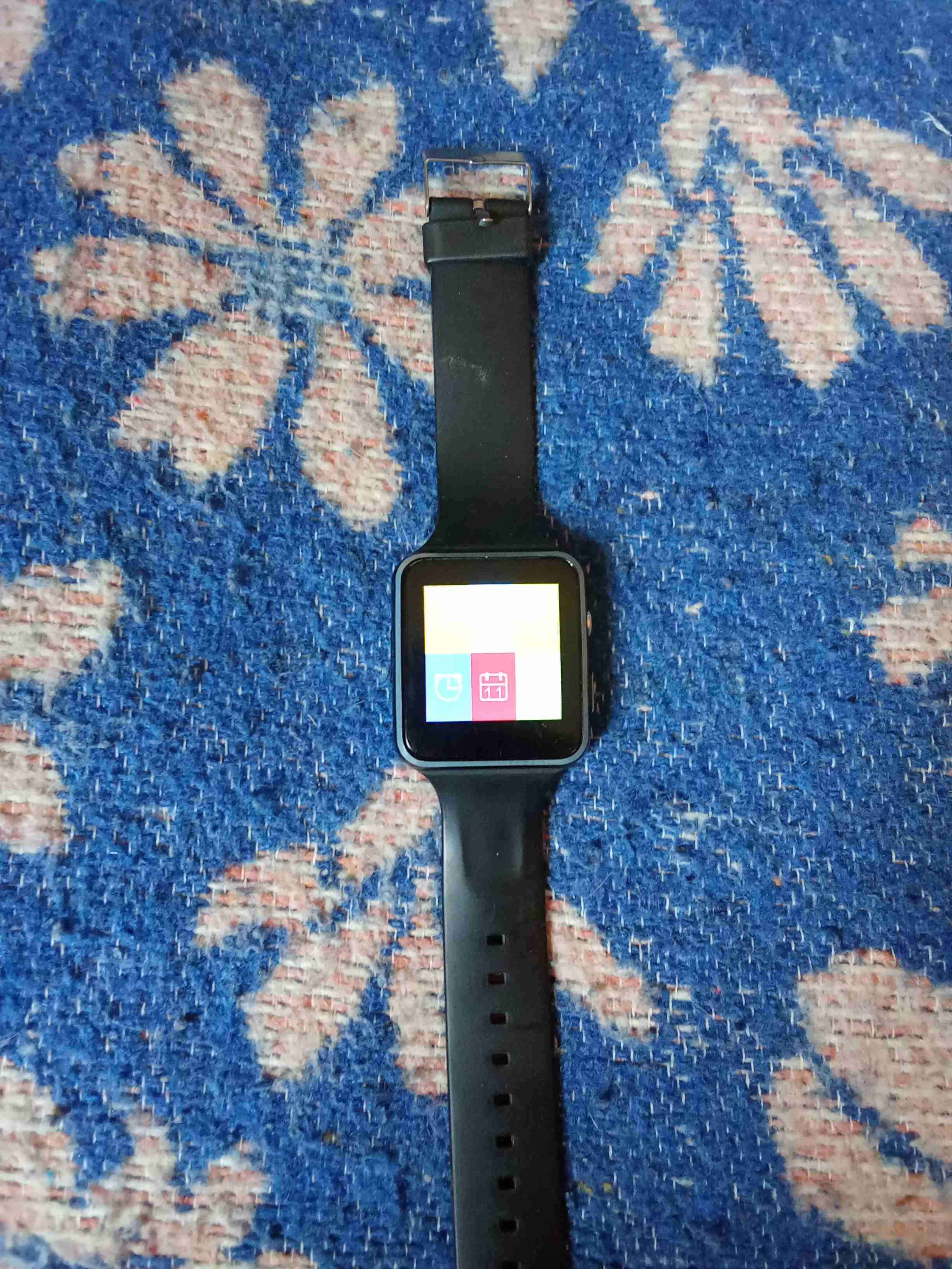 Reloj inteligente negro - miniatura 1