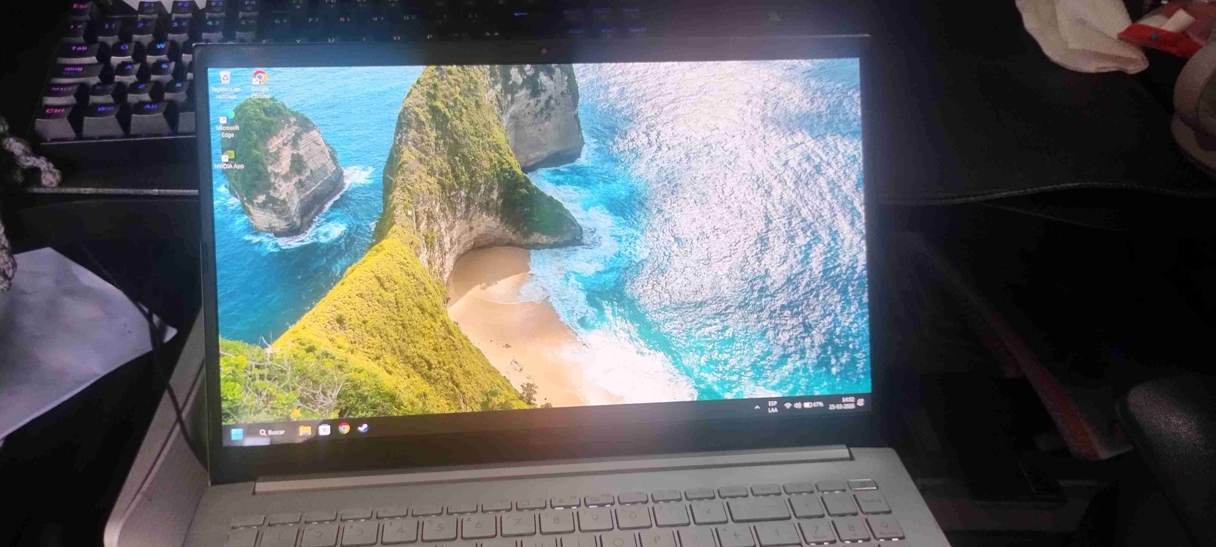 Notebook ASUS OLED Vivobook - miniatura 3