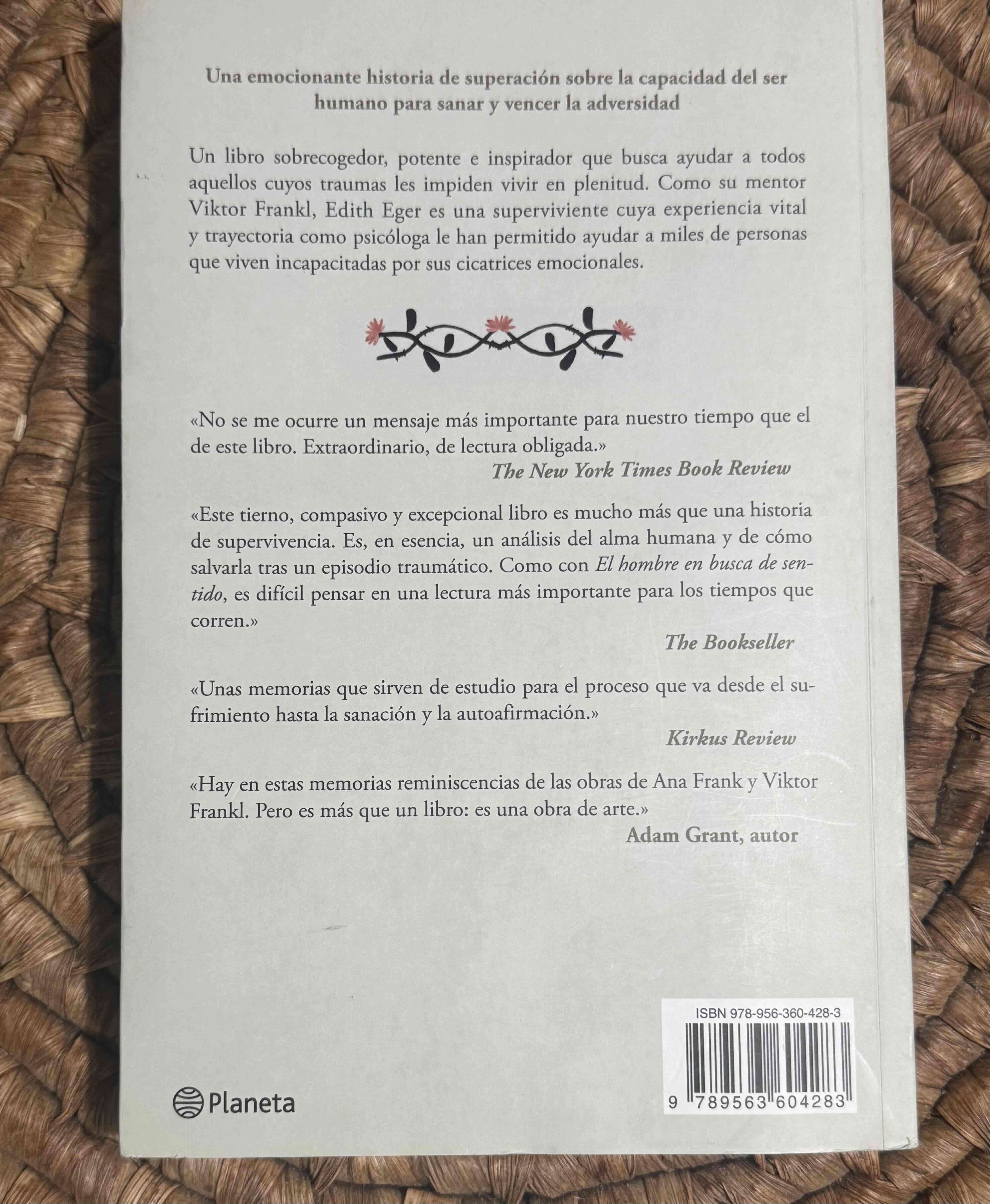 Libro 'La bailarina de Auschwitz' - miniatura 4