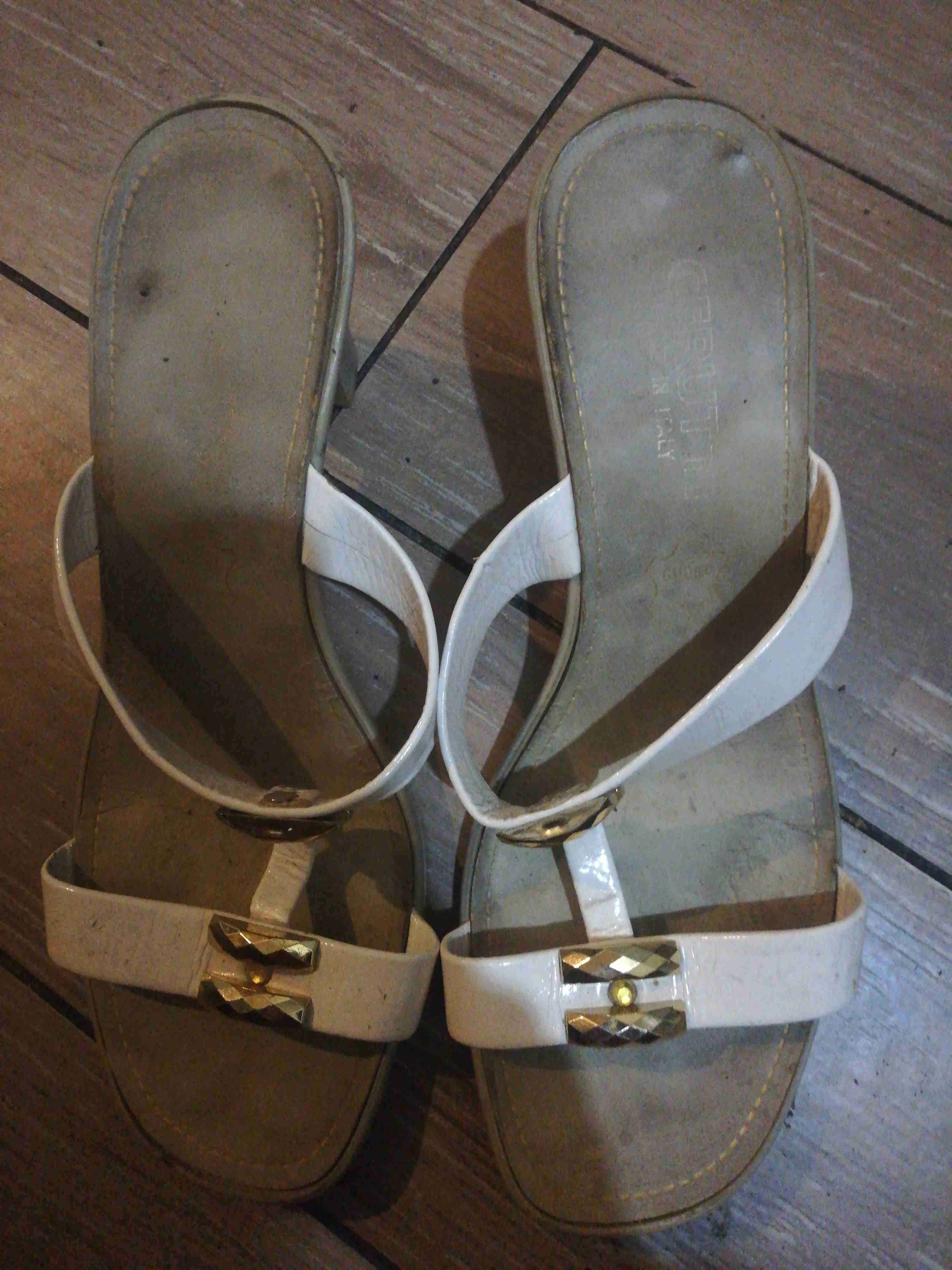 Sandalias blancas de tiritas - miniatura 2