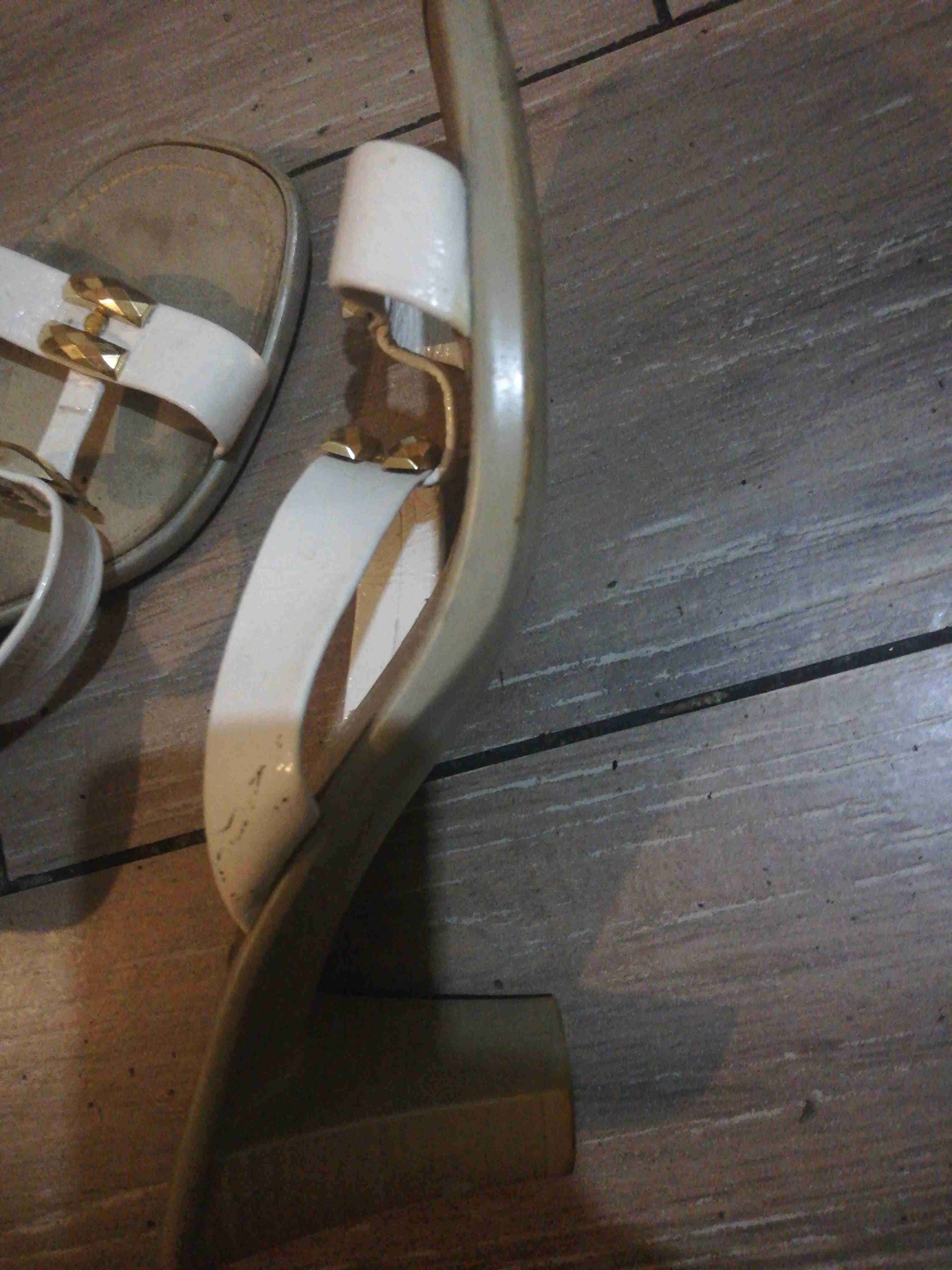 Sandalias blancas de tiritas - miniatura 5