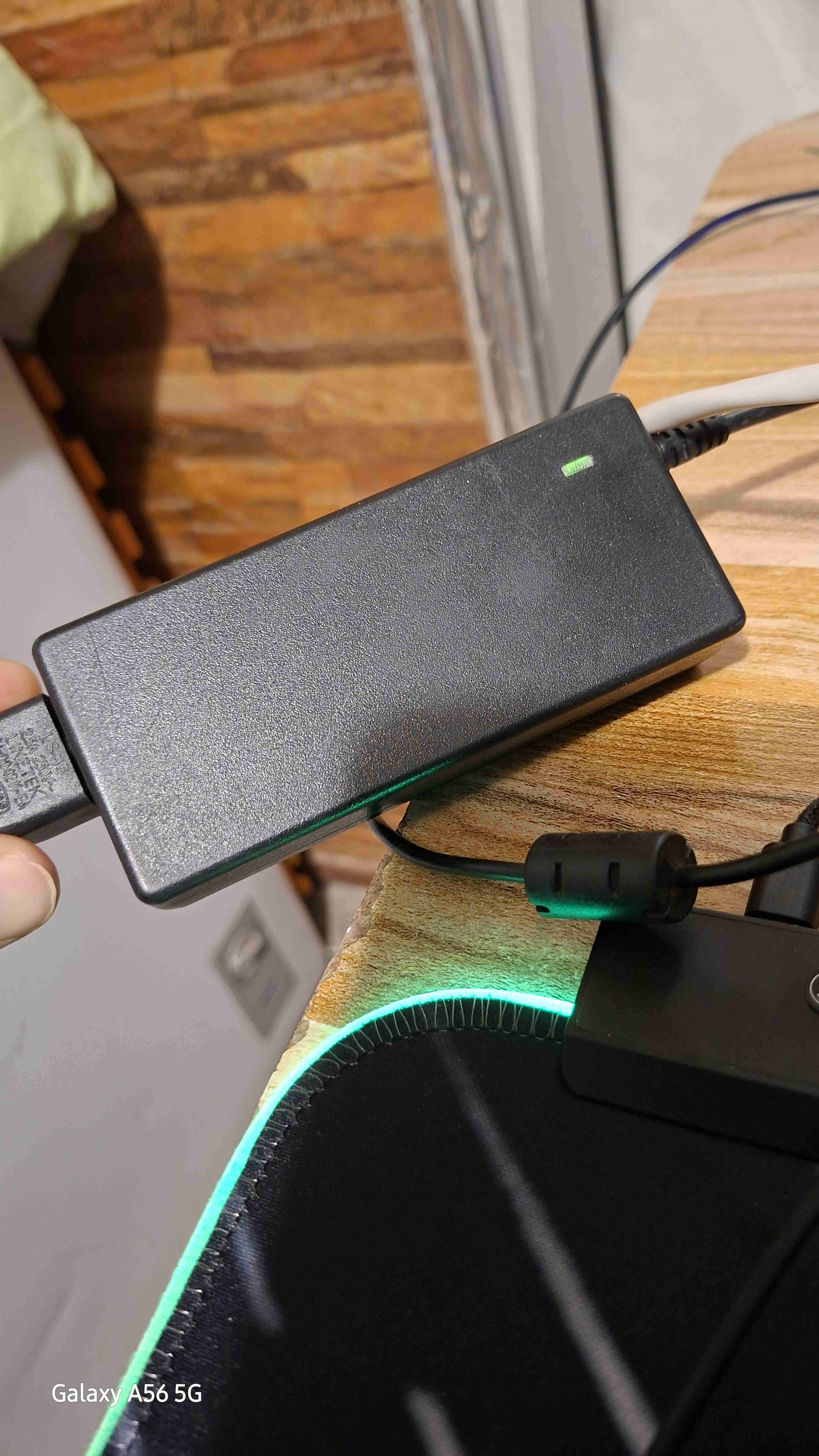 Vendo o permuto Notebook Acer aspire i5 - miniatura 3