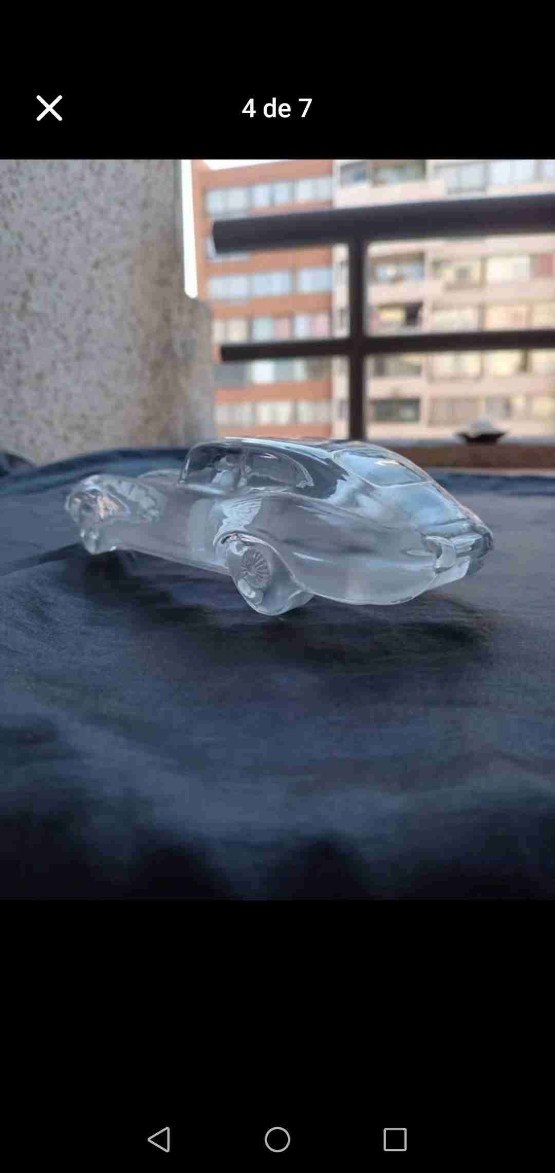 Figura de auto en cristal coleccionable - miniatura 4