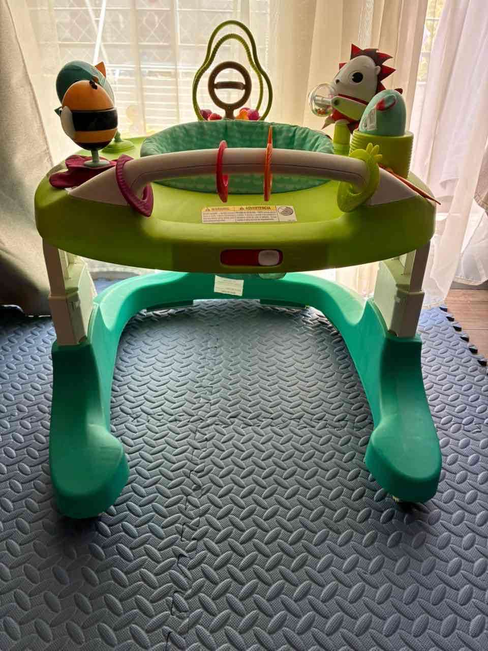 Andador de bebé Tiny Love - miniatura 2