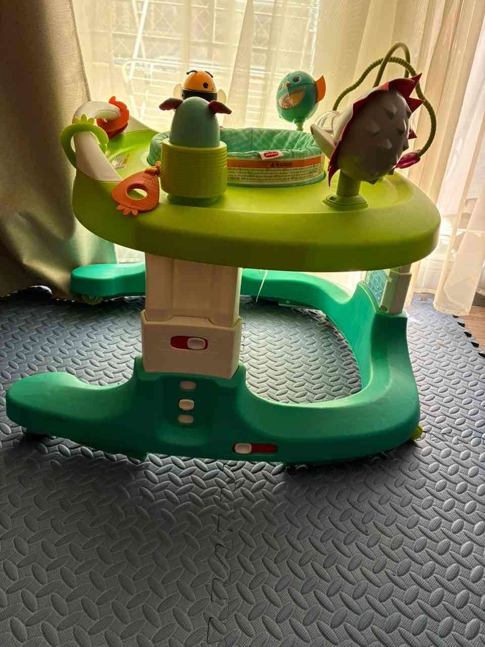 Andador de bebé Tiny Love - miniatura 4