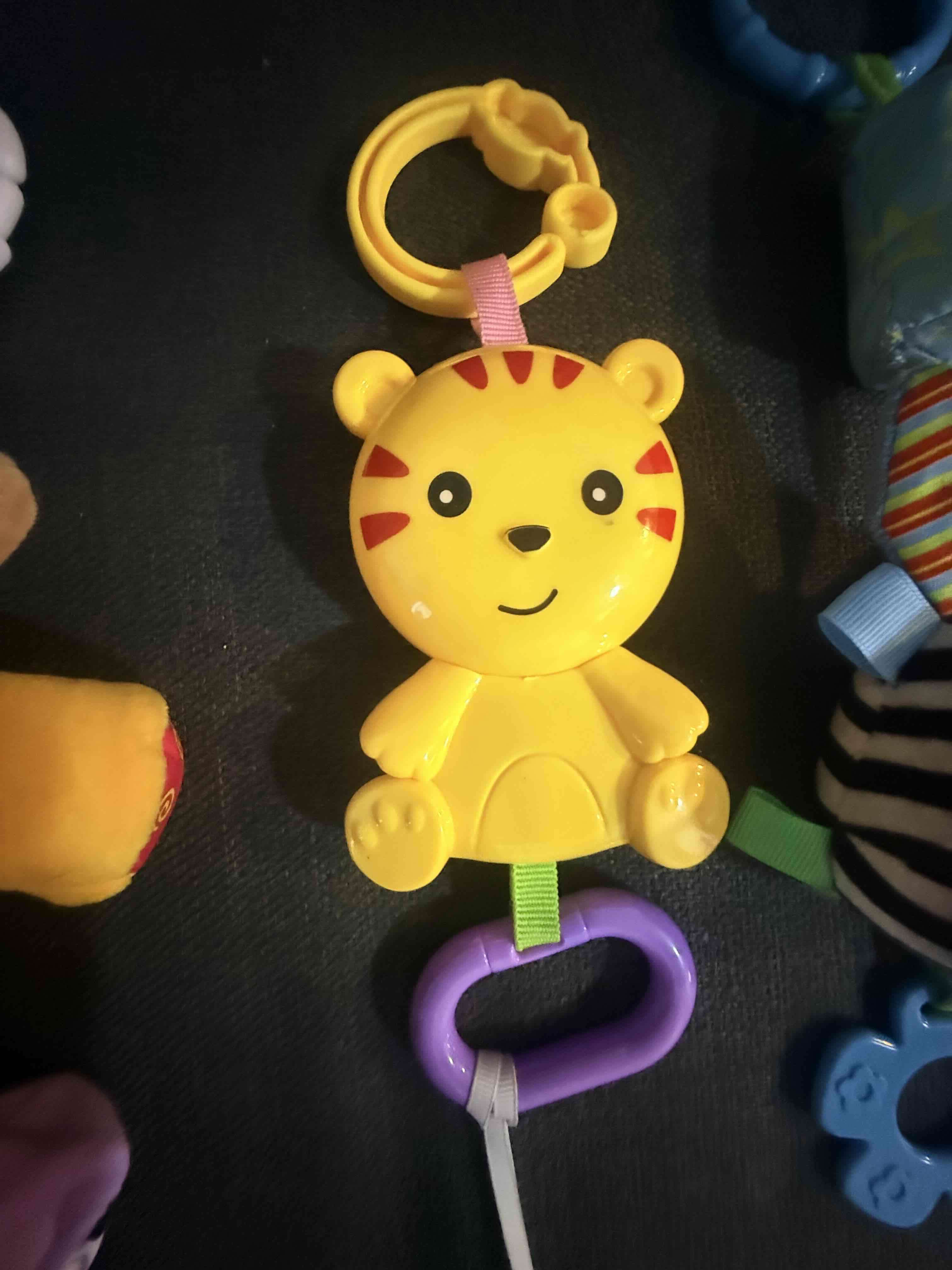 Juguete colgante para bebé - miniatura 4