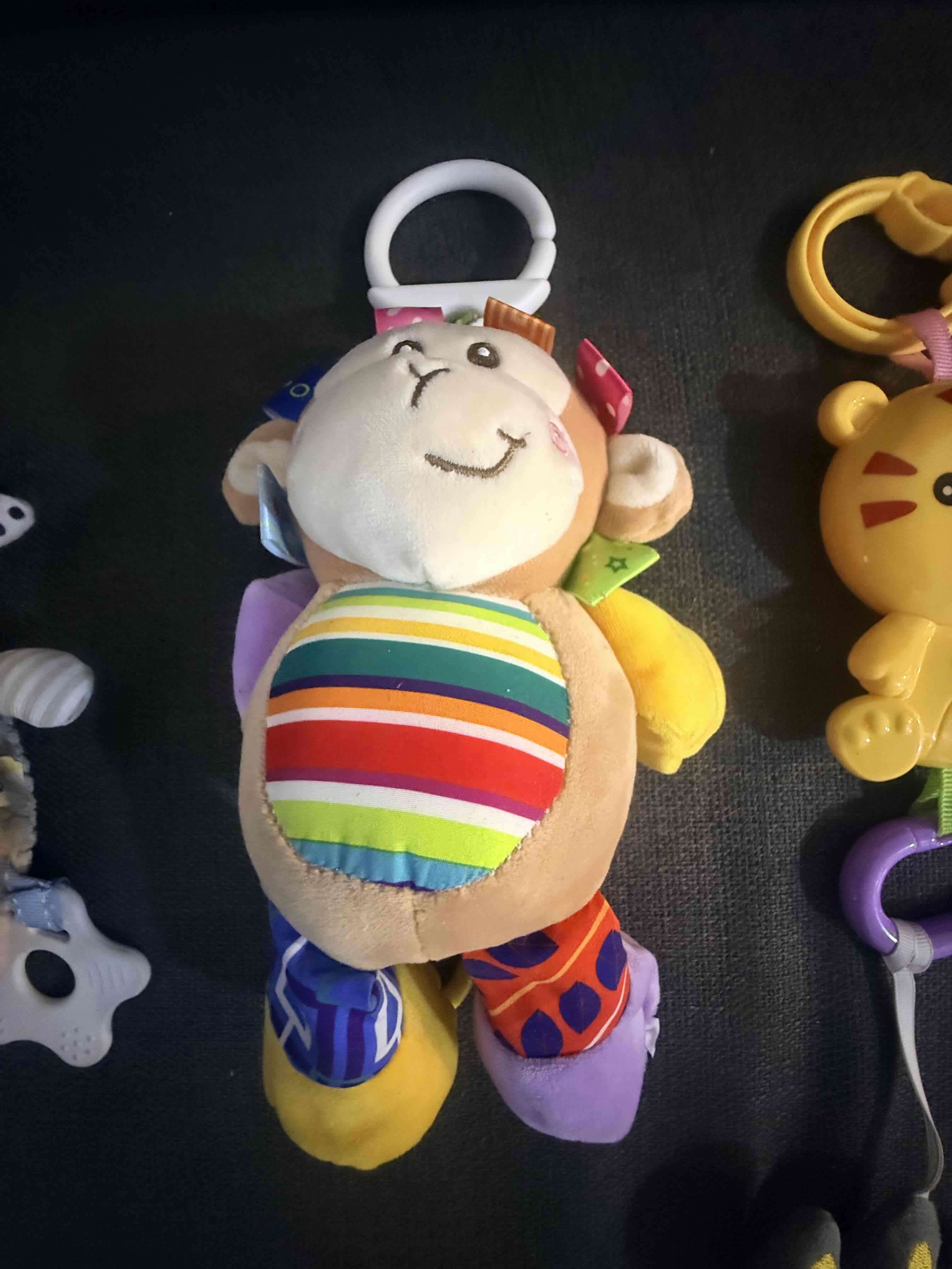 Juguete colgante para bebé - miniatura 5