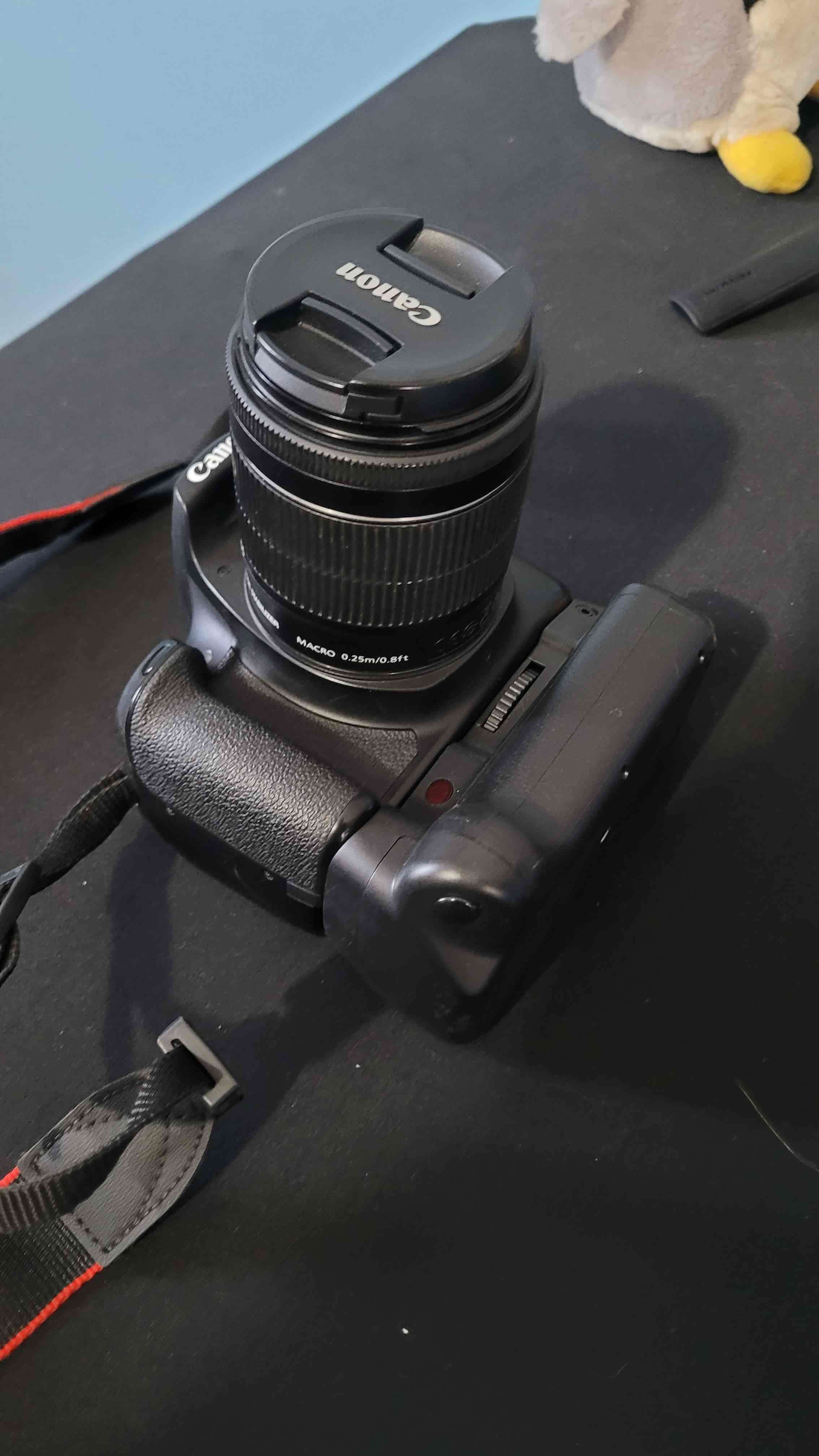 Cámara Canon con accesorios - miniatura 4